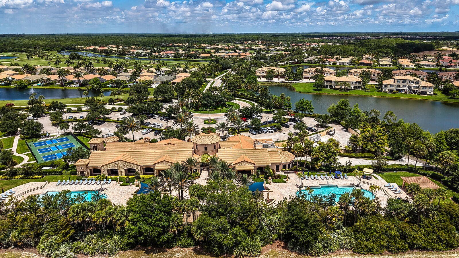 99 Tresana Boulevard, #1, Jupiter, FL 33478 Club
