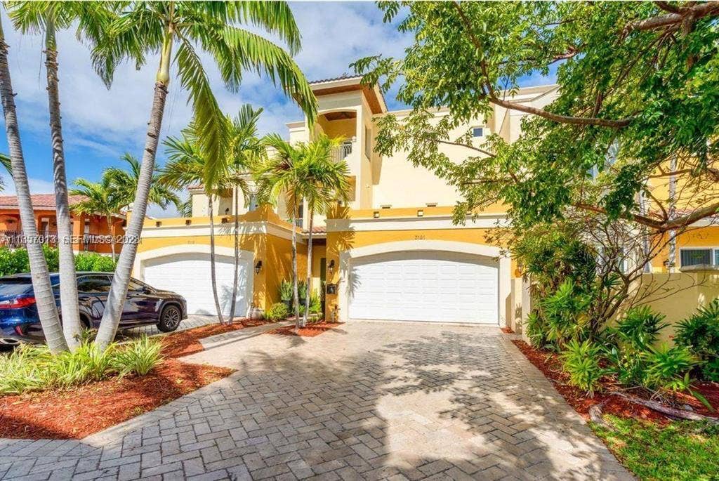 3121 NE 26th Street, Fort Lauderdale, Fort Lauderdale, FL 33305 GetMedia.ashx