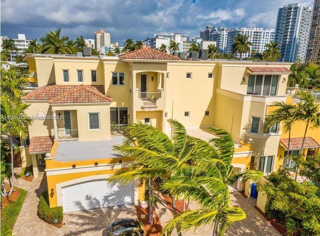 3121 NE 26th Street, Fort Lauderdale, Fort Lauderdale, FL 33305 GetMedia-2.ashx