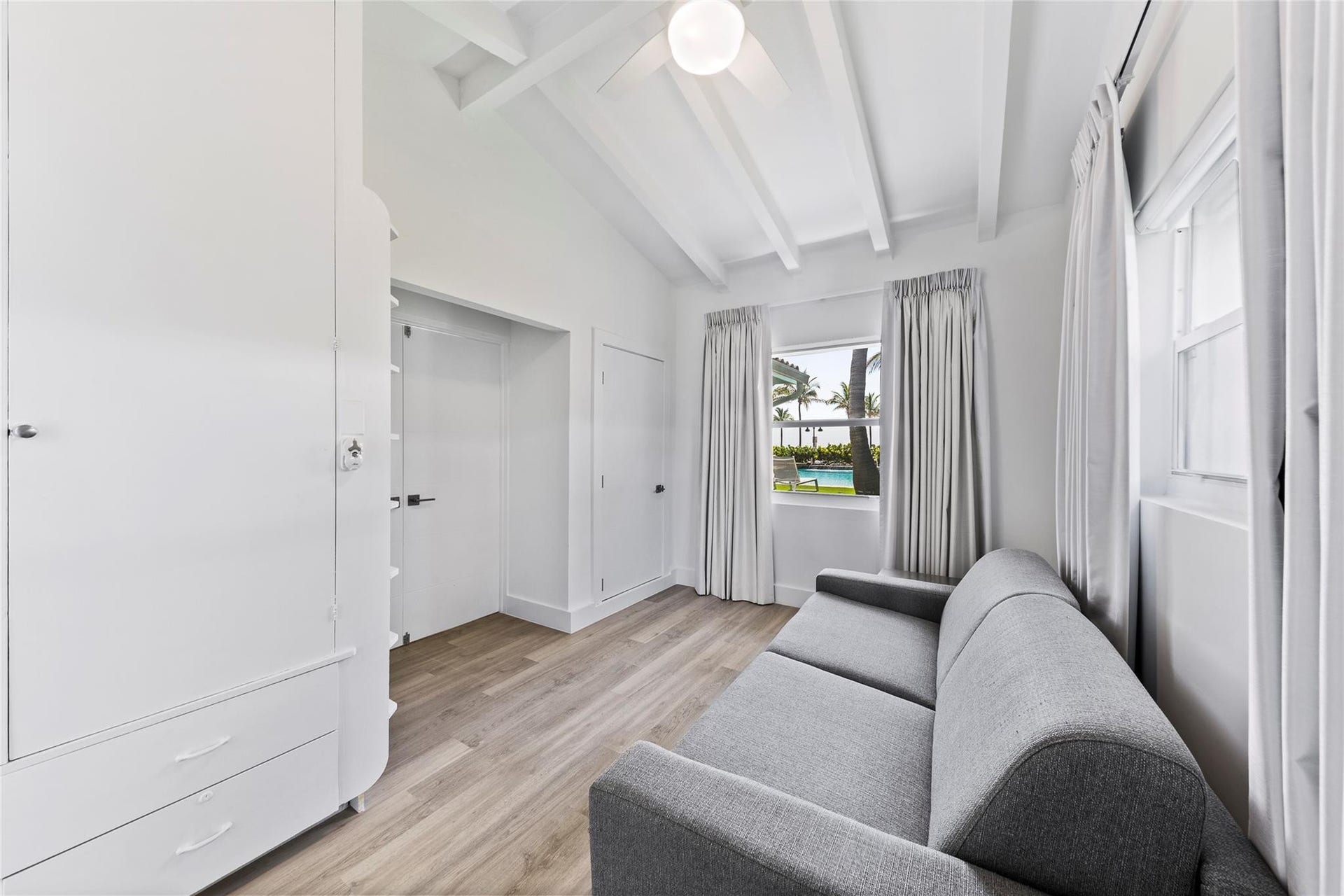 1663 N Fort Lauderdale Beach Boulevard, Fort Lauderdale, Fort Lauderdale, FL 33305 Photo 22