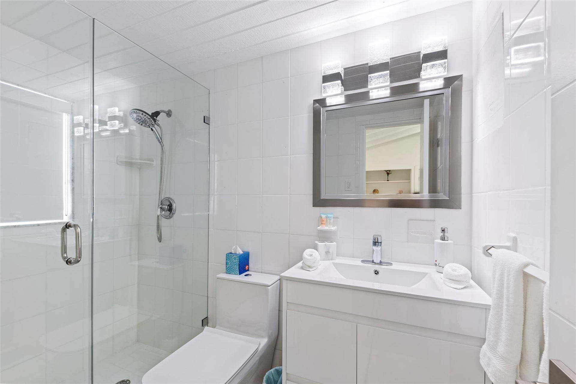 1663 N Fort Lauderdale Beach Boulevard, Fort Lauderdale, Fort Lauderdale, FL 33305 Photo 21