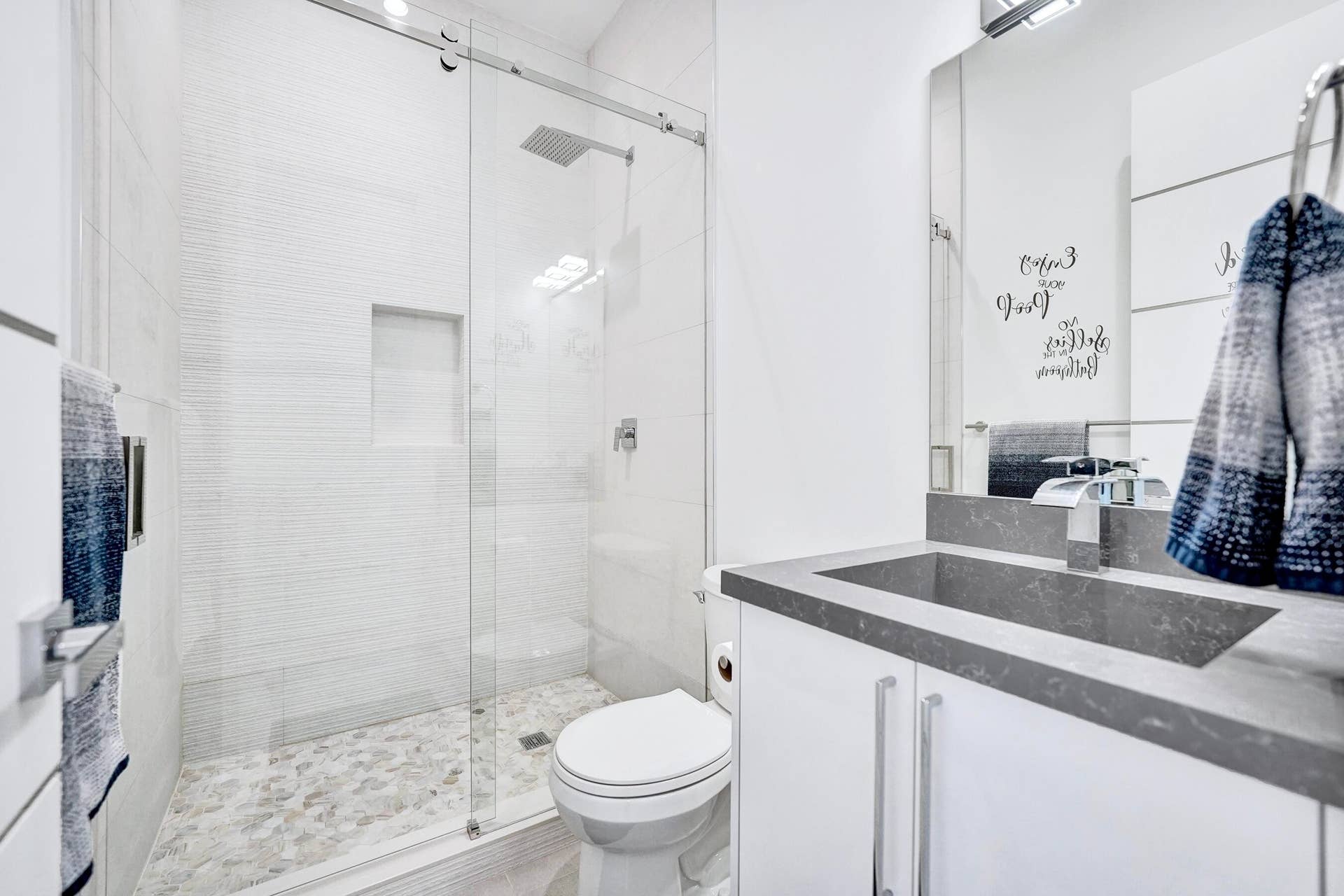 Bathroom - Blue room