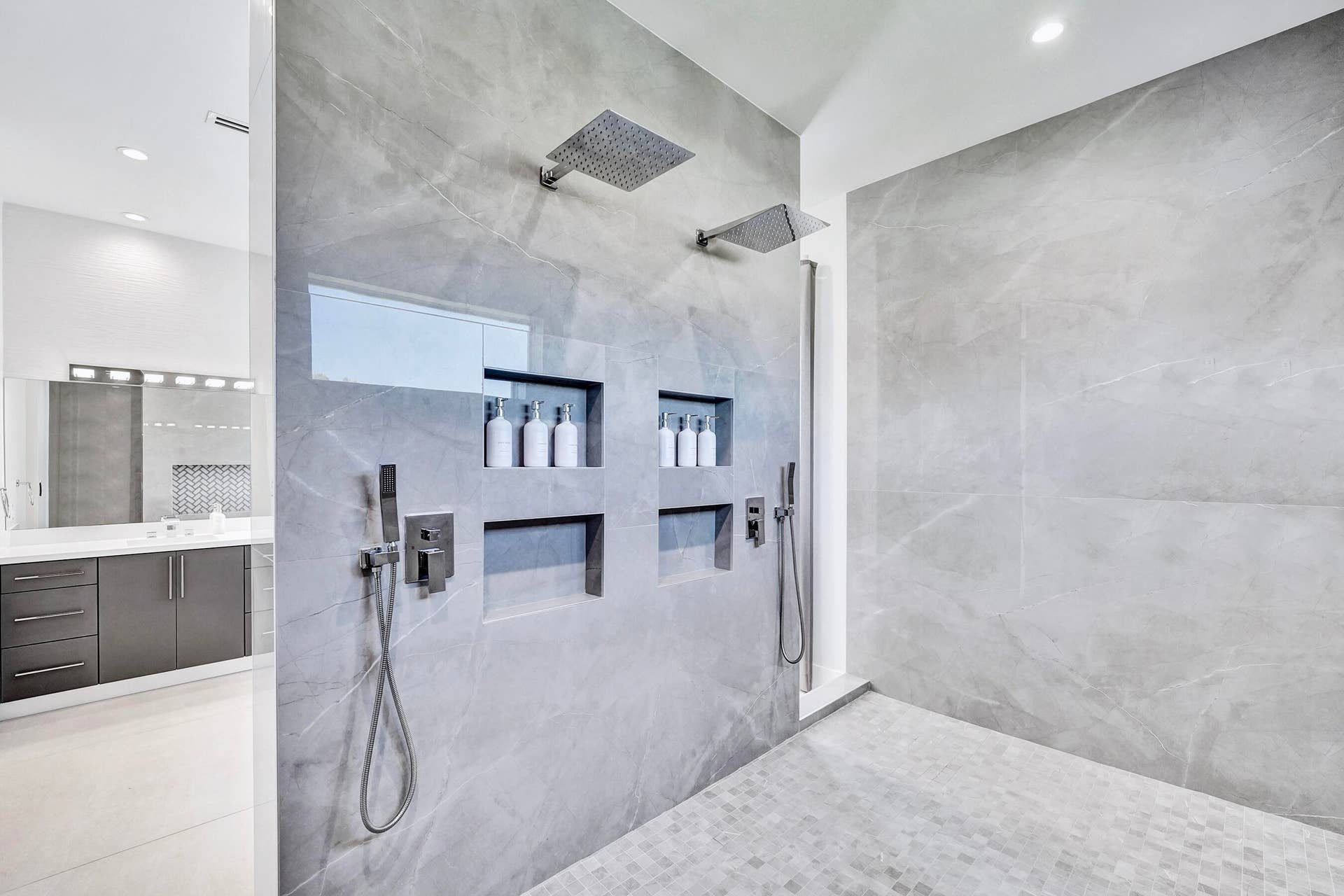 Bathroom - Primary