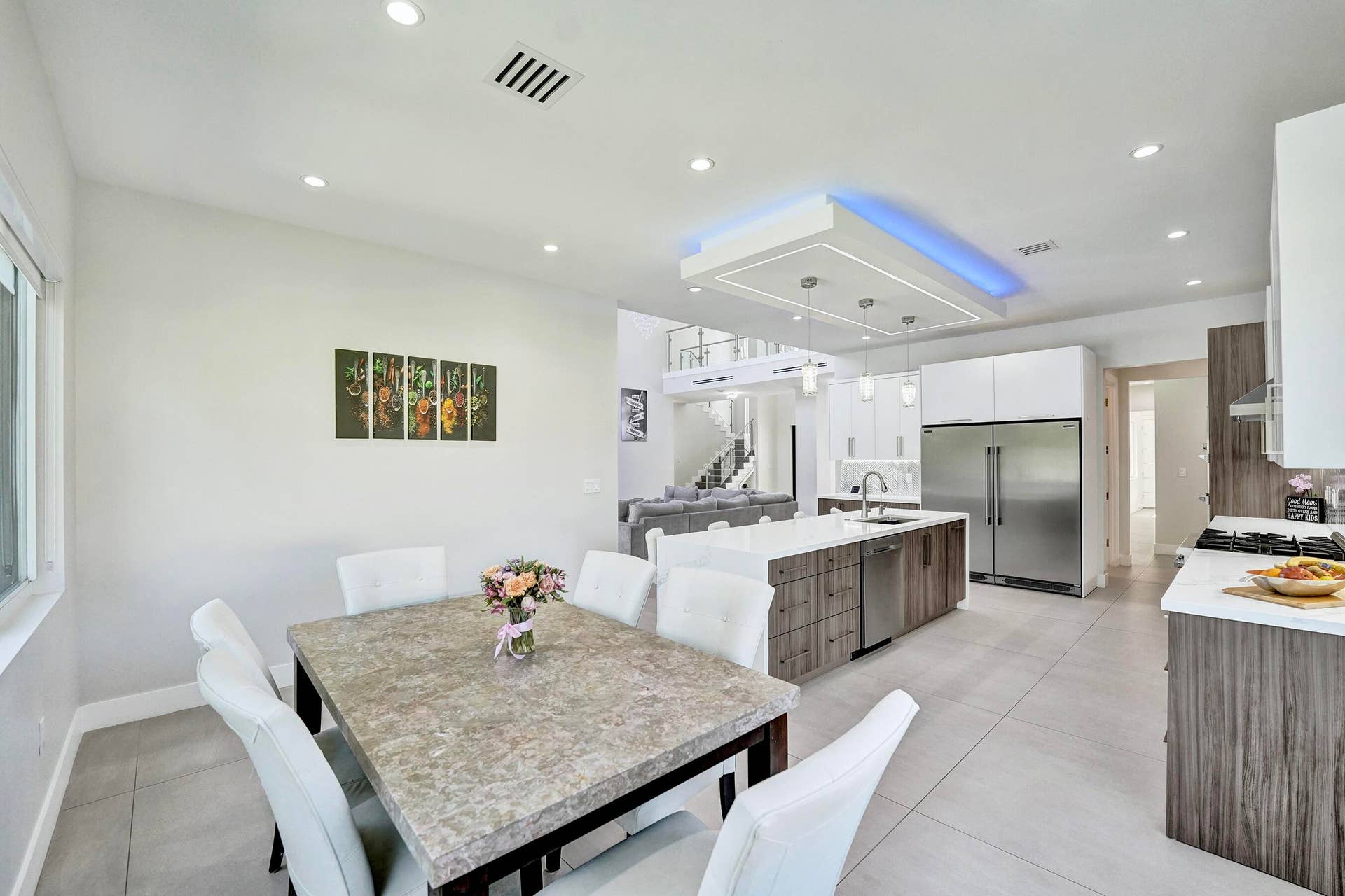 Kitchen table
