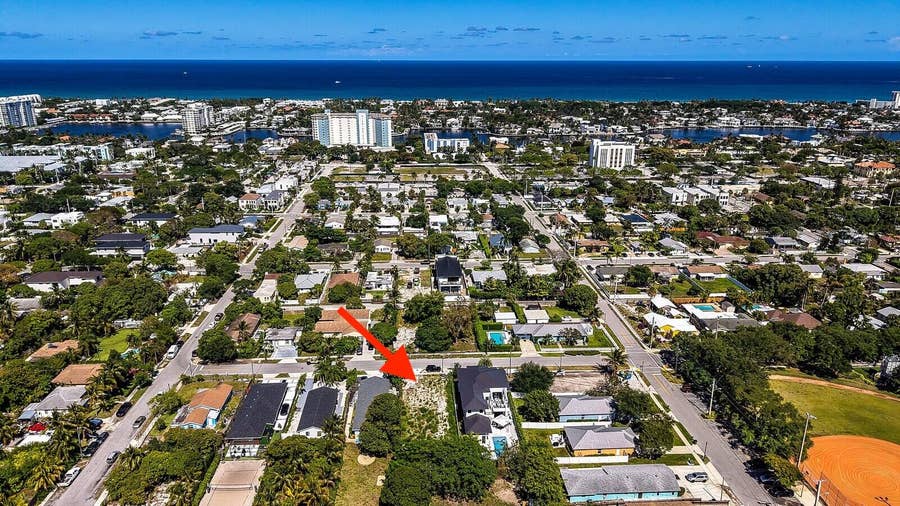 Property photo for 618 SE 2nd Avenue, Delray Beach, FL