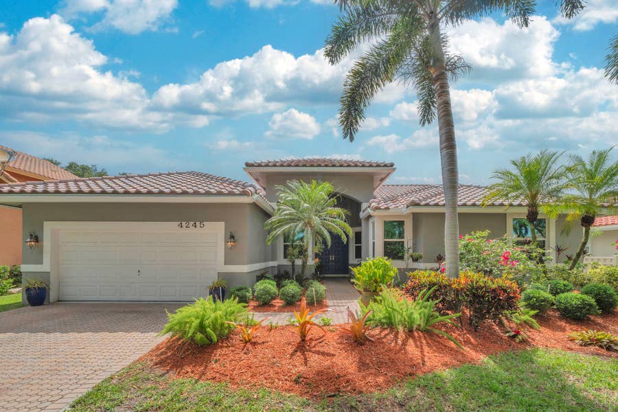 Property photo for 4245 NW 65th Avenue, Coral Springs, FL
