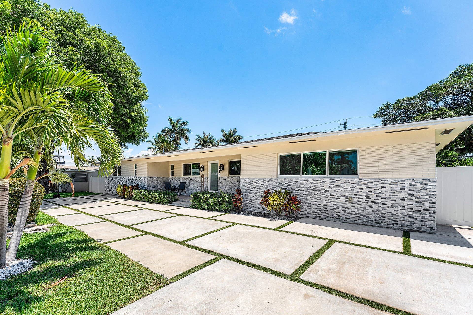 003-214Southeast5thStreet-DaniaBeach-FL-