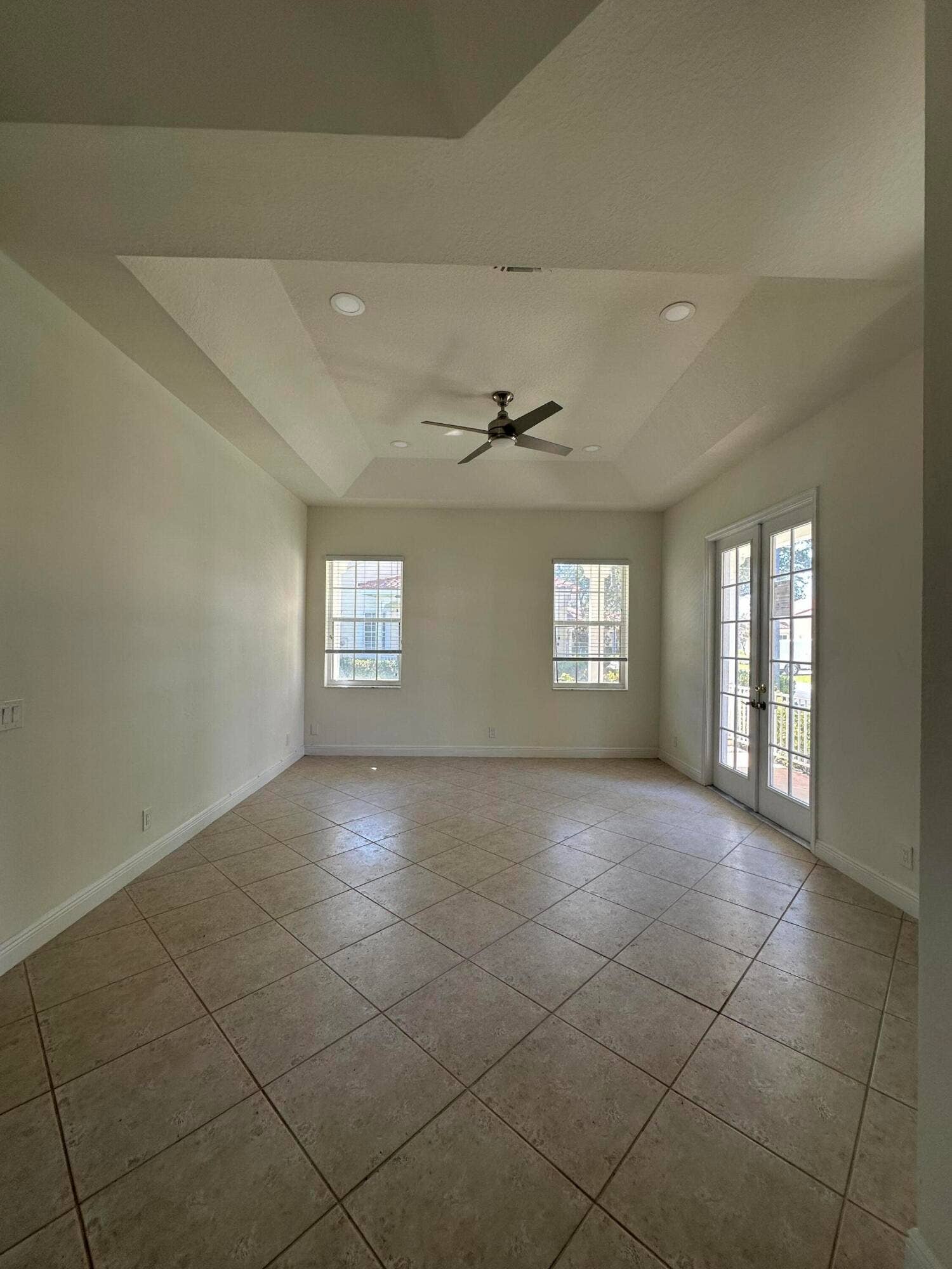 Family room-1