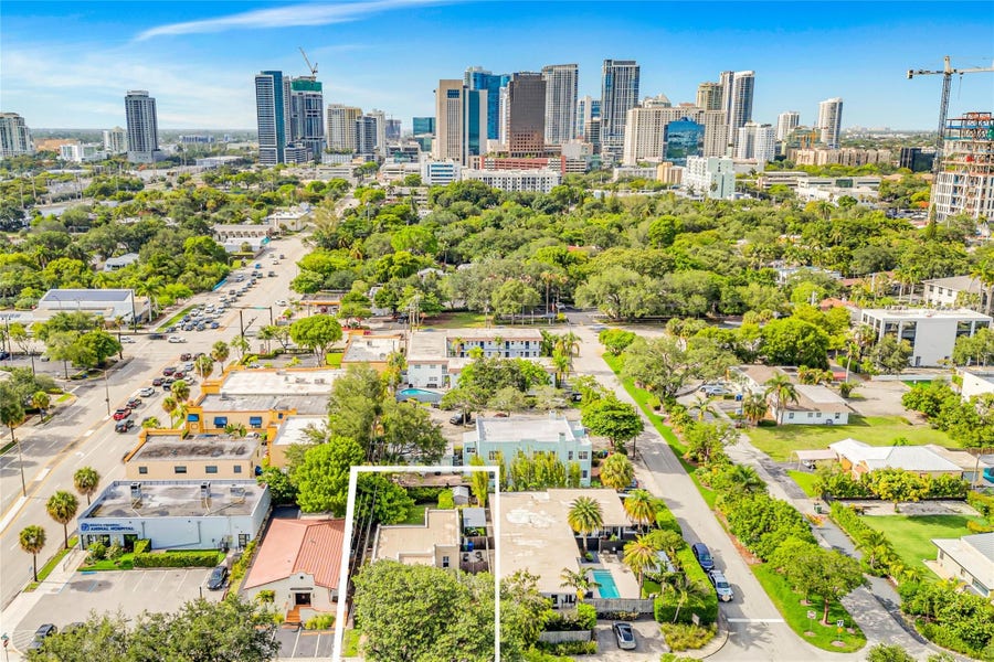 Property photo for 11 SE 13th Street, Fort Lauderdale, FL