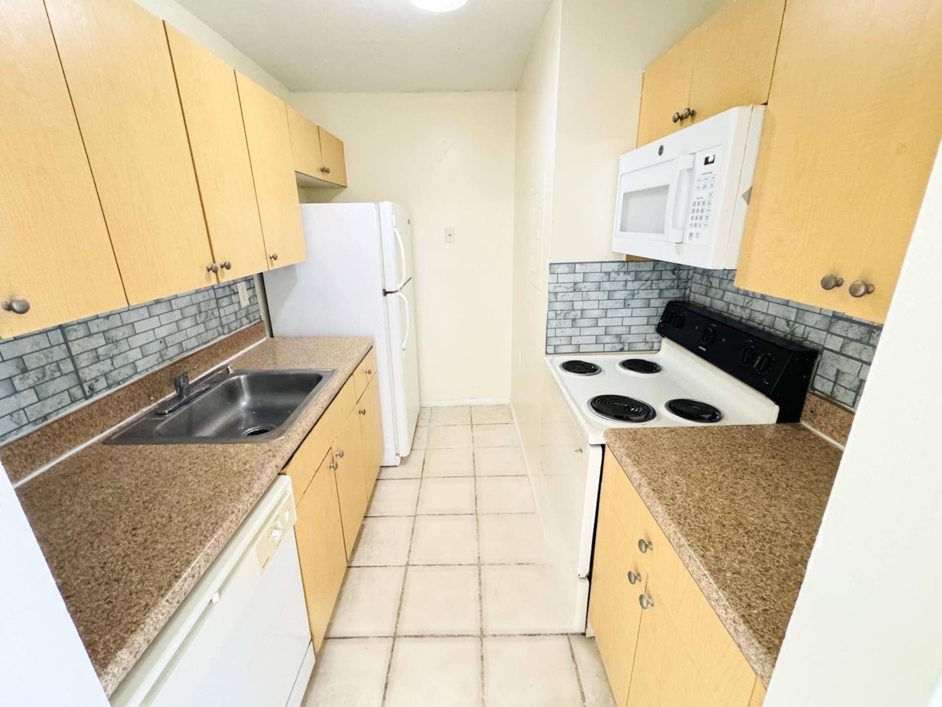 1101 N Benoist Farms Road, #106, West Palm Beach, FL 33411 3-fotor-20250317142644