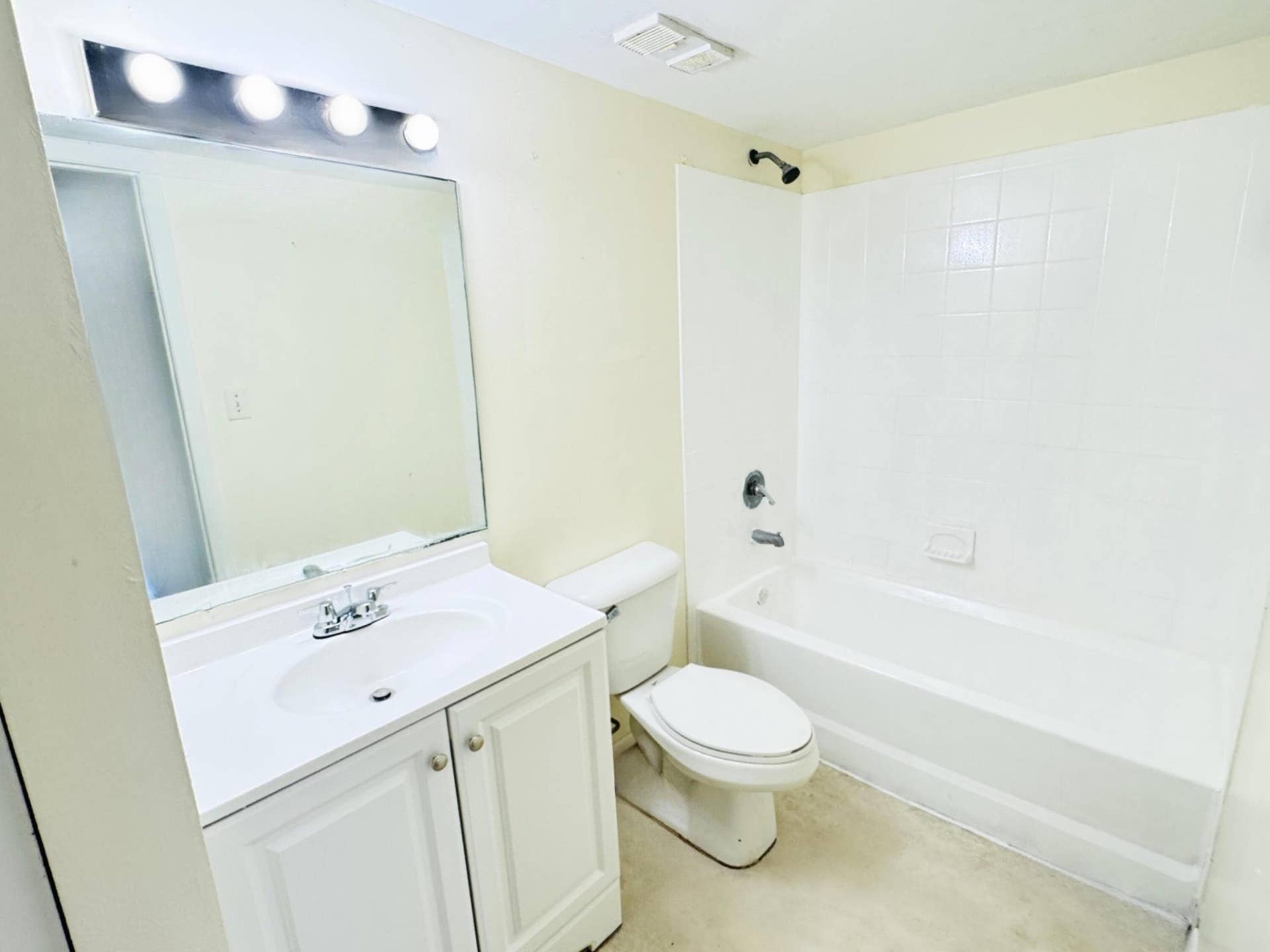 1101 N Benoist Farms Road, #106, West Palm Beach, FL 33411 6-fotor-20250317142030