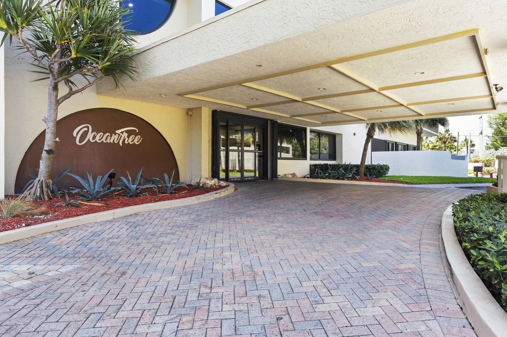 3400 N Ocean Drive, #1207, Riviera Beach, FL 33404 _DSC7593-Edit