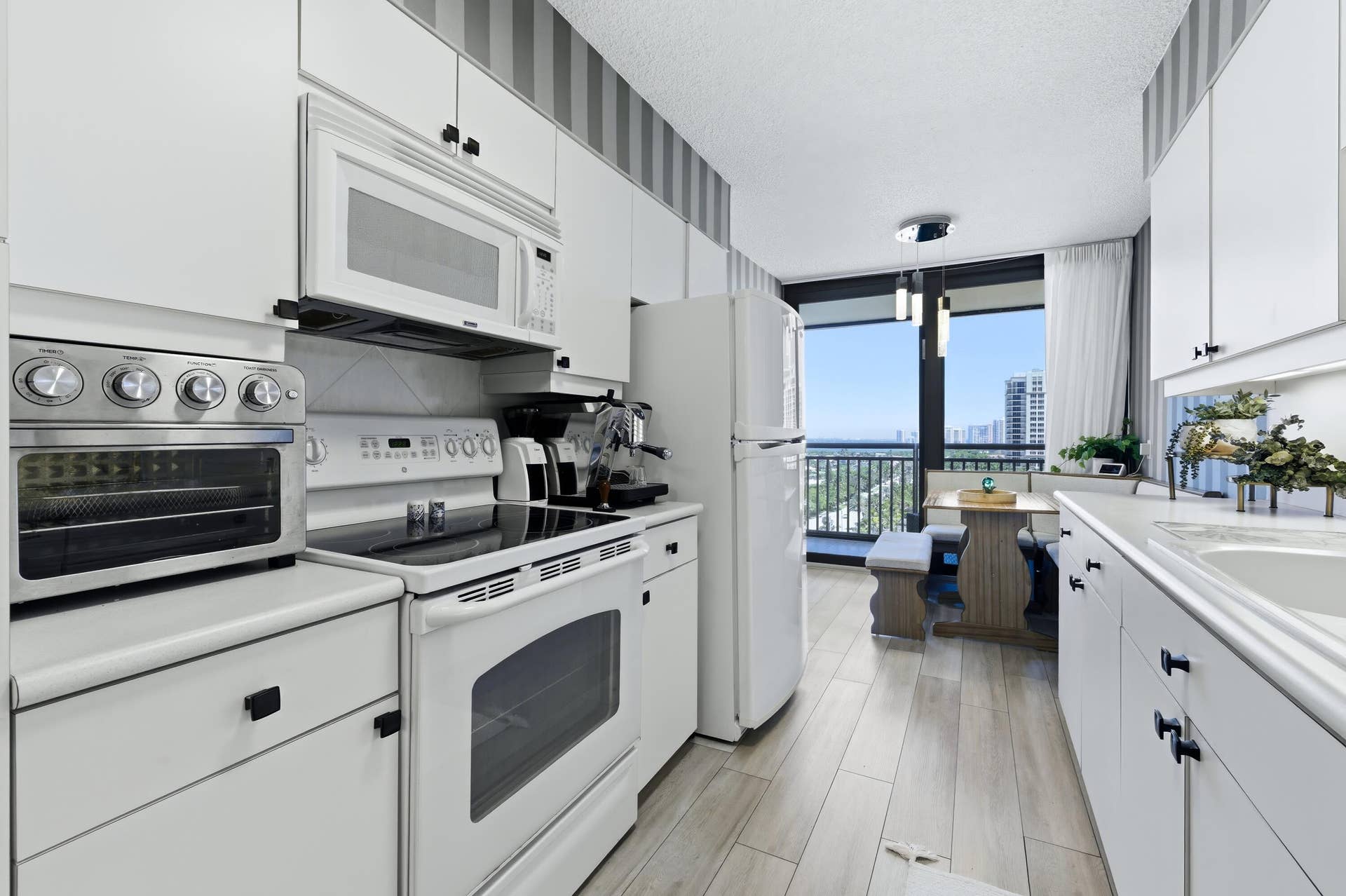 3400 N Ocean Drive, #1207, Riviera Beach, FL 33404 _DSC7553-Edit