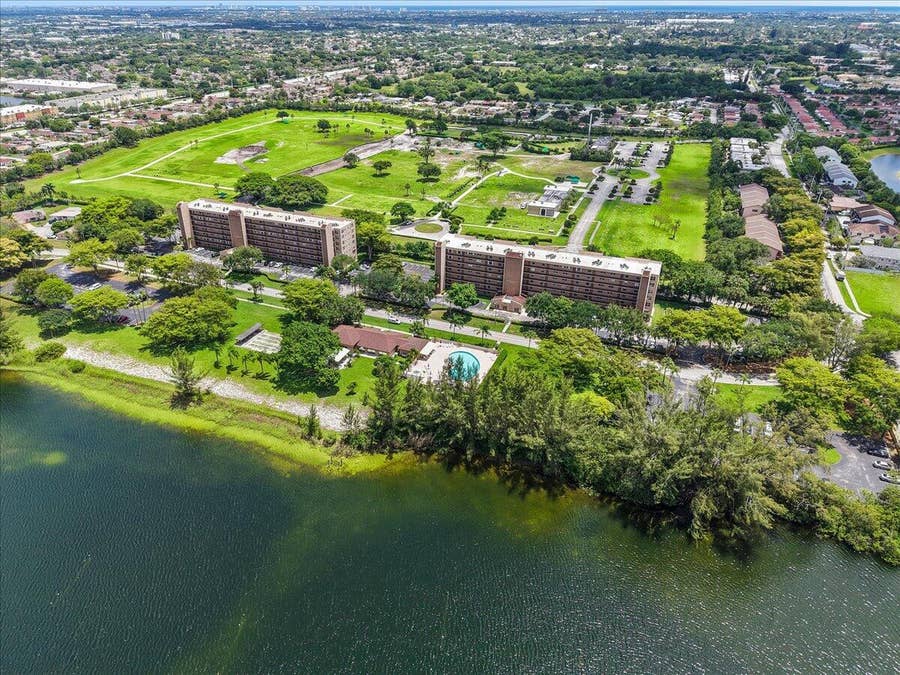 Property photo for 4550 NW 18th Avenue, #709, Deerfield Beach, FL