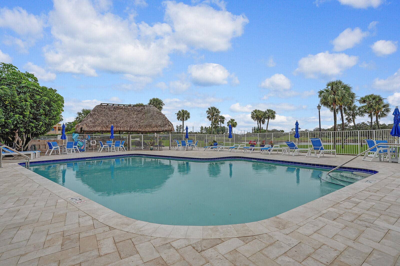 336 Golfview Road, #1115, North Palm Beach, FL 33408 Pool