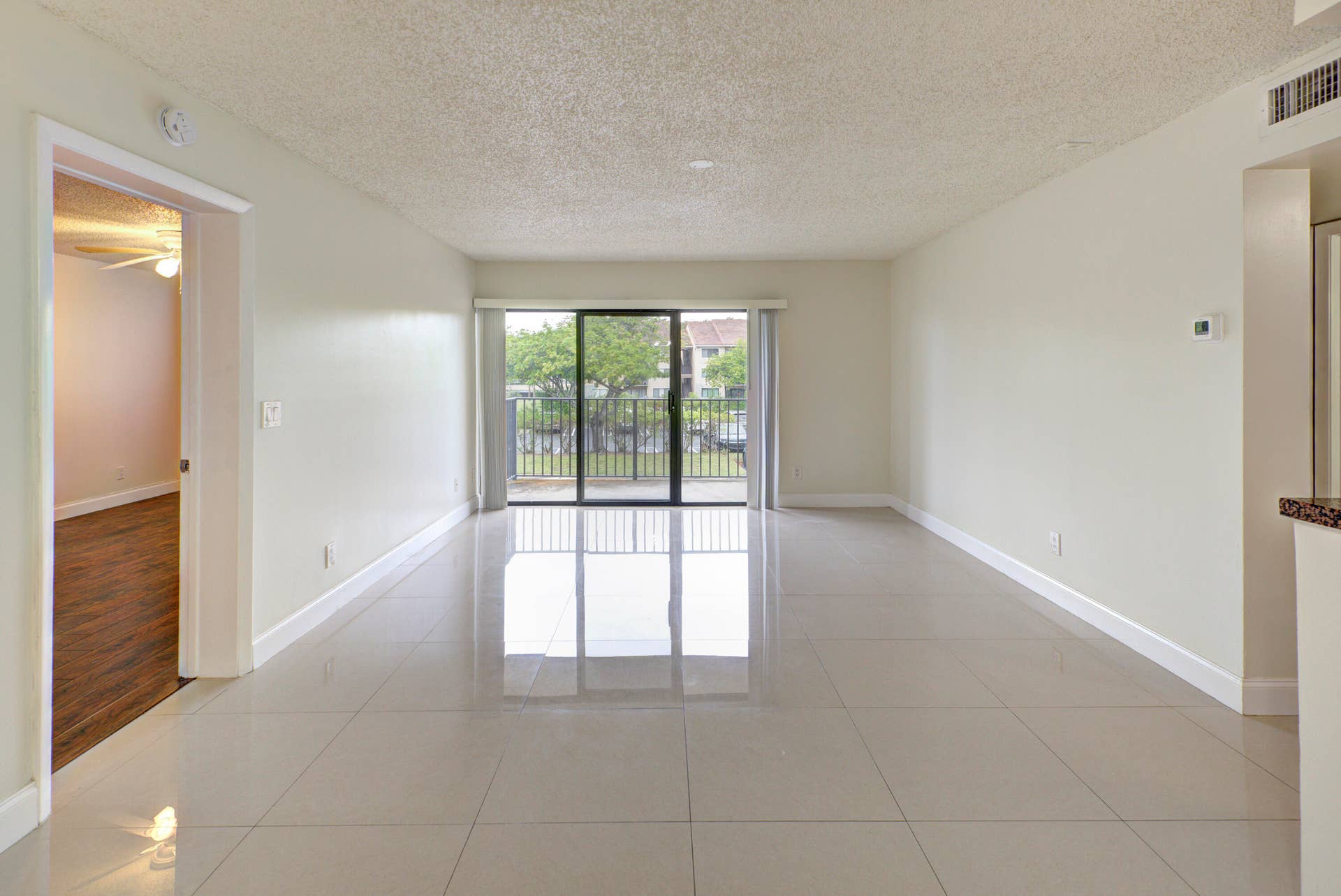 9244 W Atlantic Boulevard, #1222, Coral Springs, FL 33071 DSC_5691