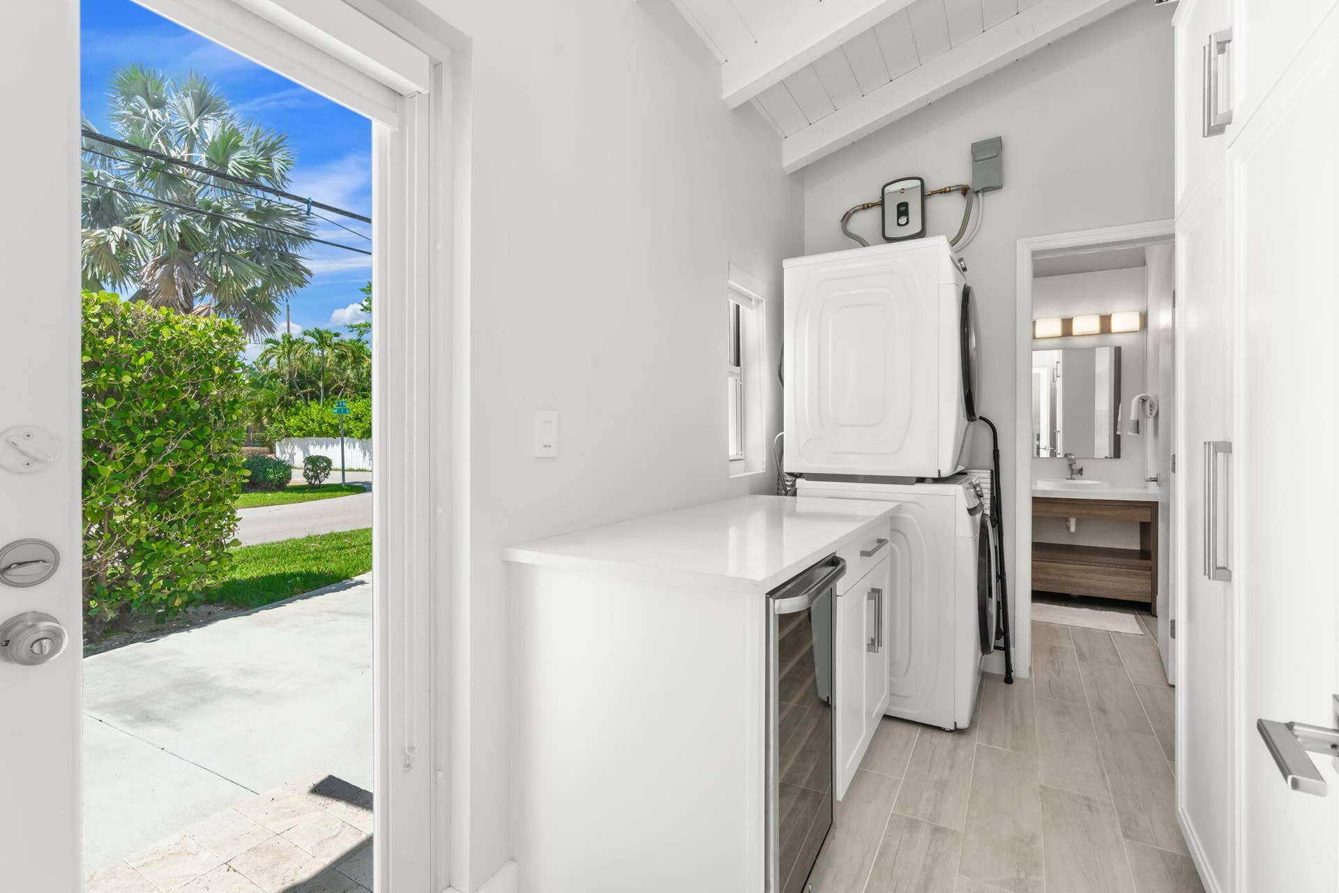 648 NE 17th Avenue, Fort Lauderdale, FL 33304 11-web-or-mls-648 NE 17th Ave, Fort Laud