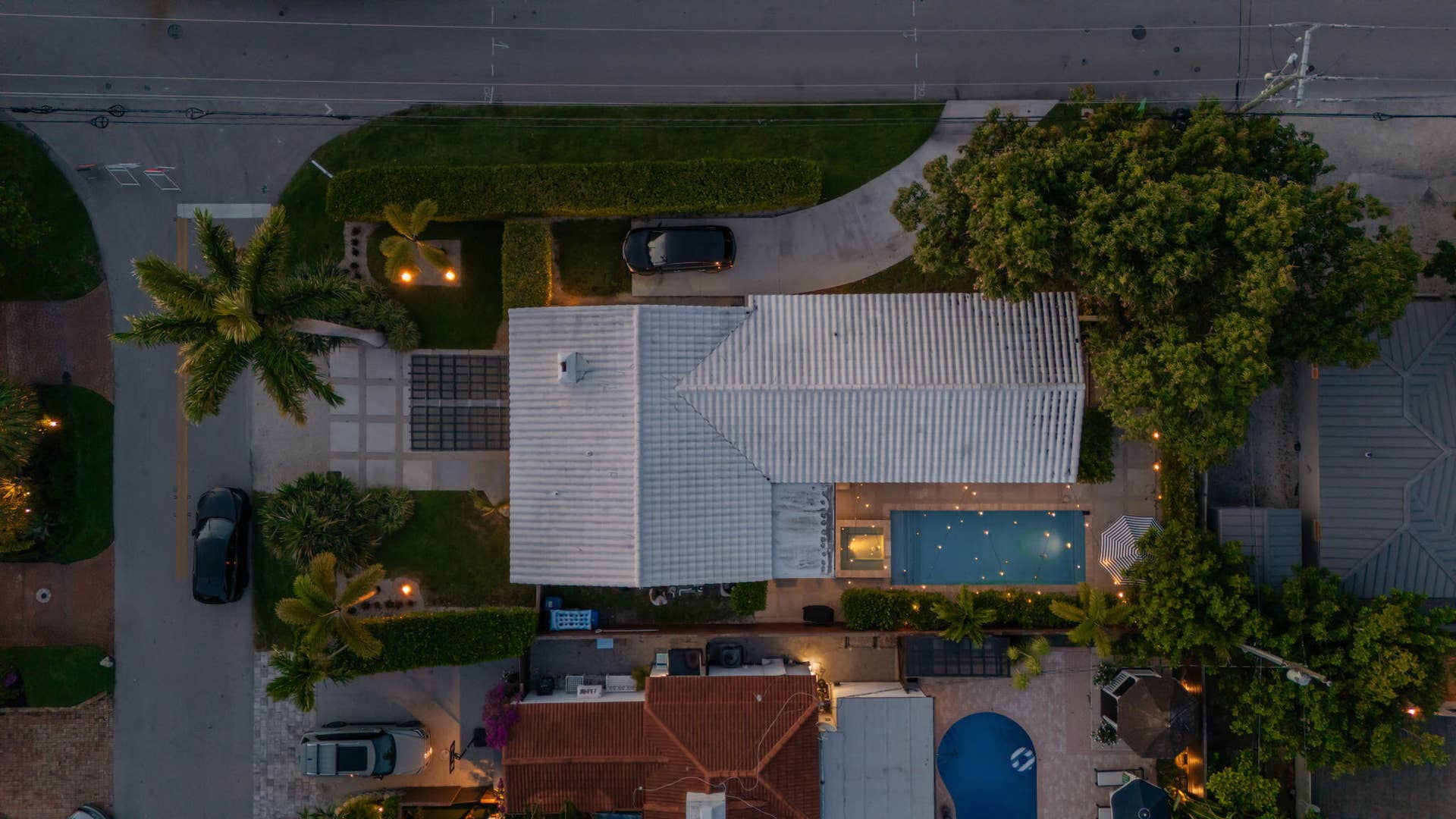 648 NE 17th Avenue, Fort Lauderdale, FL 33304 59-web-or-mls-Twilight 648 NE 17th Ave F