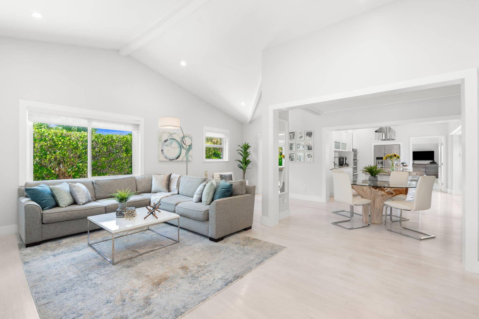648 NE 17th Avenue, Fort Lauderdale, FL 33304 5-web-or-mls-648 NE 17th Ave, Fort Laude