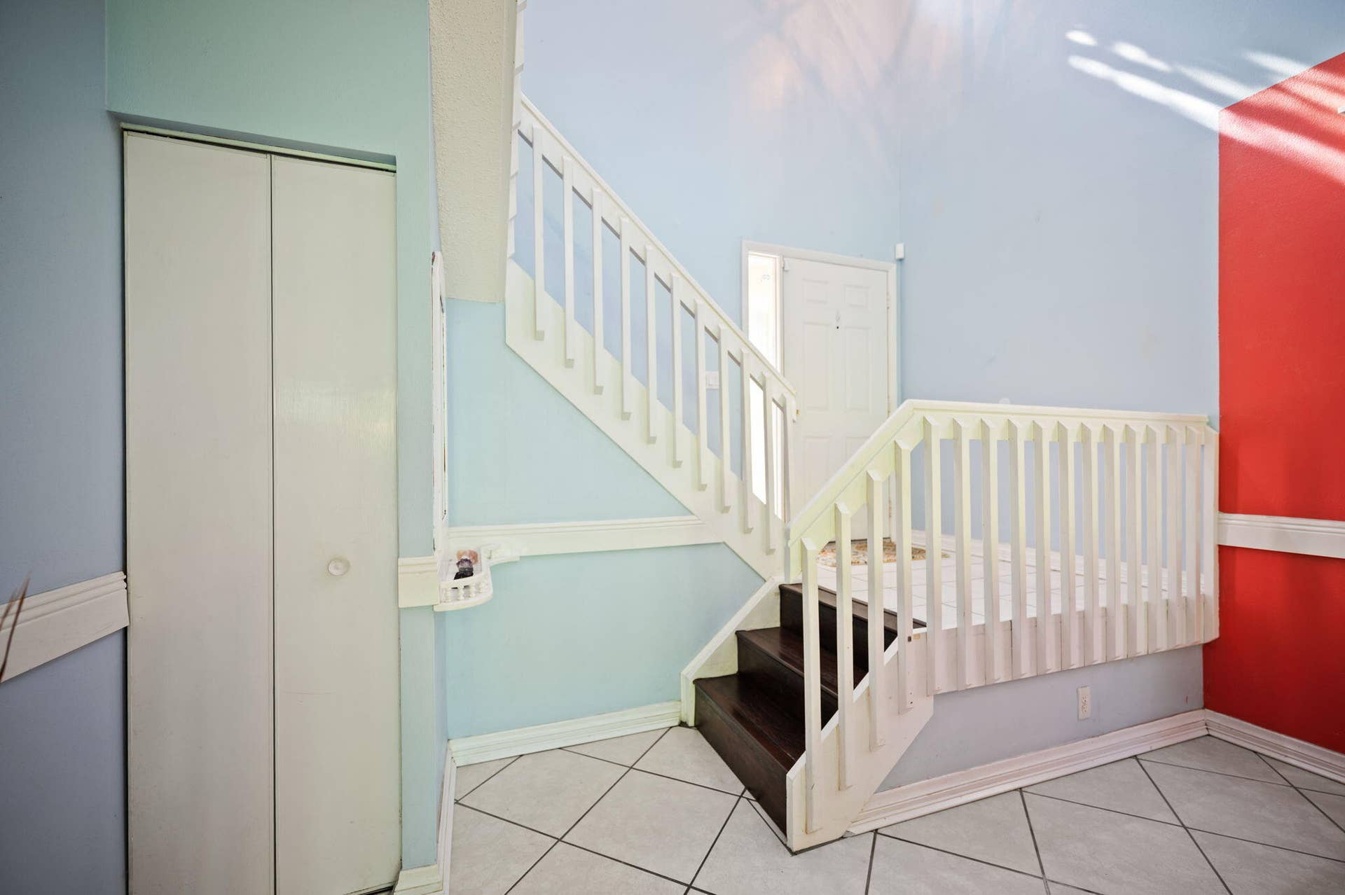 Foyer Entry