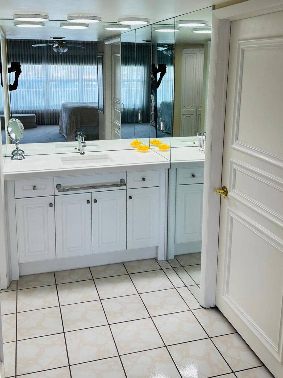 3900 Galt Ocean Drive, #608, Fort Lauderdale, FL 33308 En-suite bathroom
