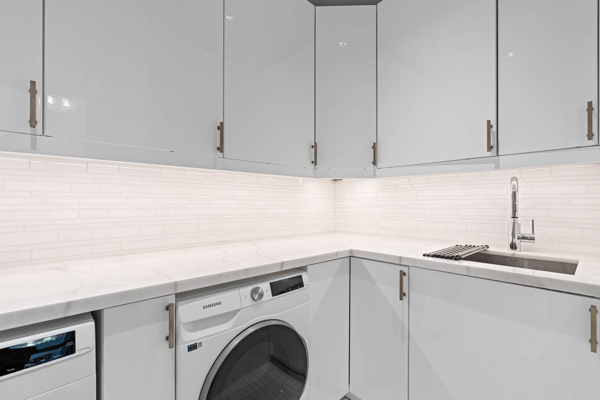 247 Worth Avenue, #Penthouse, Palm Beach, FL 33480 Utility Room