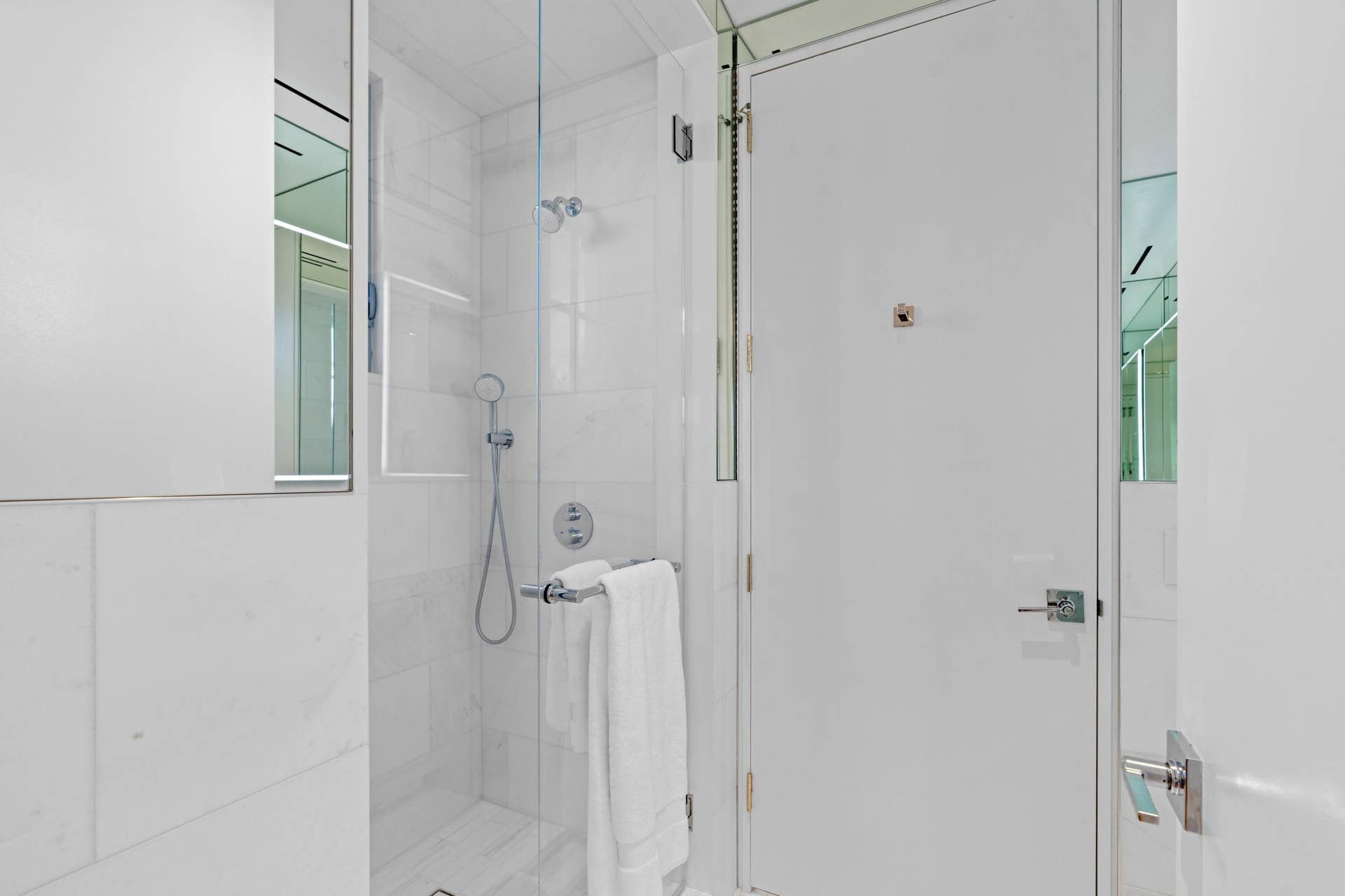 247 Worth Avenue, #Penthouse, Palm Beach, FL 33480 Secondary Full Bath