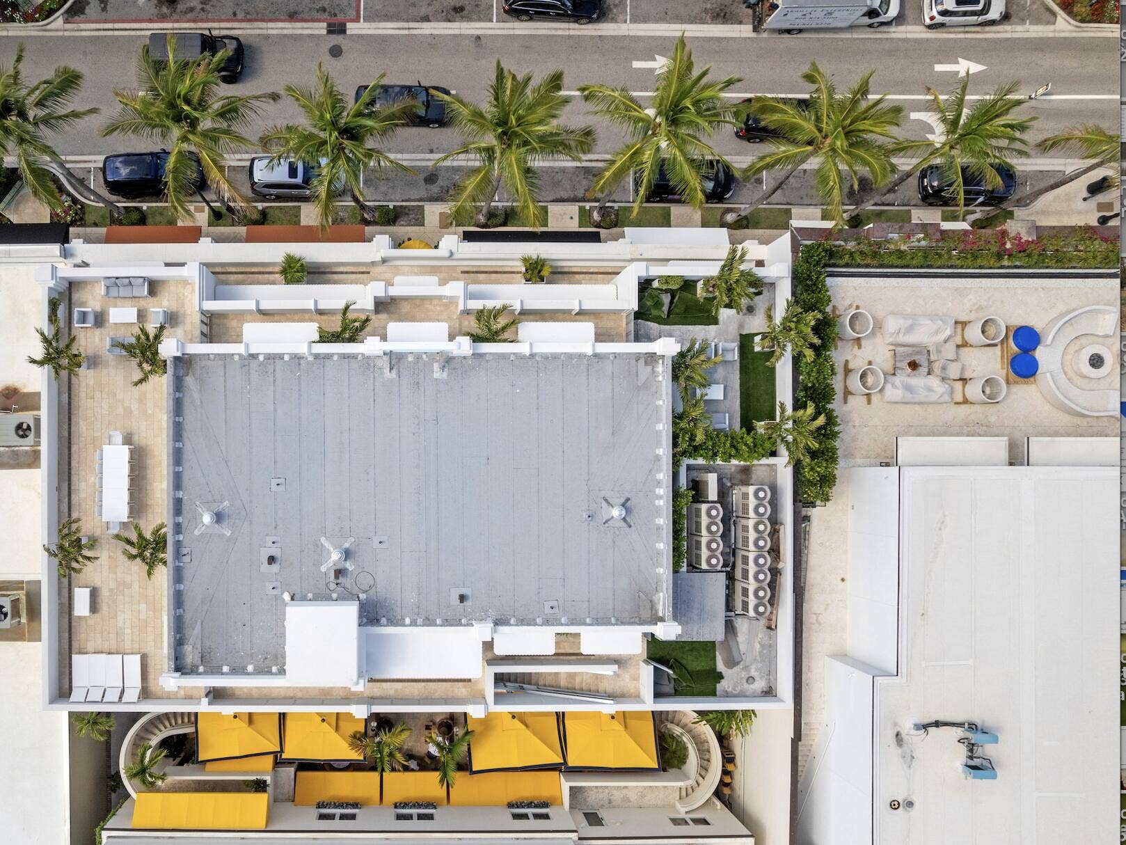 247 Worth Avenue, #Penthouse, Palm Beach, FL 33480 Penthouse Showcasing Balcony/Patio