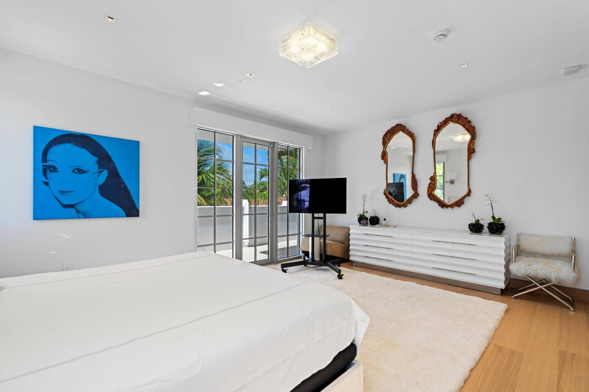 247 Worth Avenue, #Penthouse, Palm Beach, FL 33480 Primary Bedroom