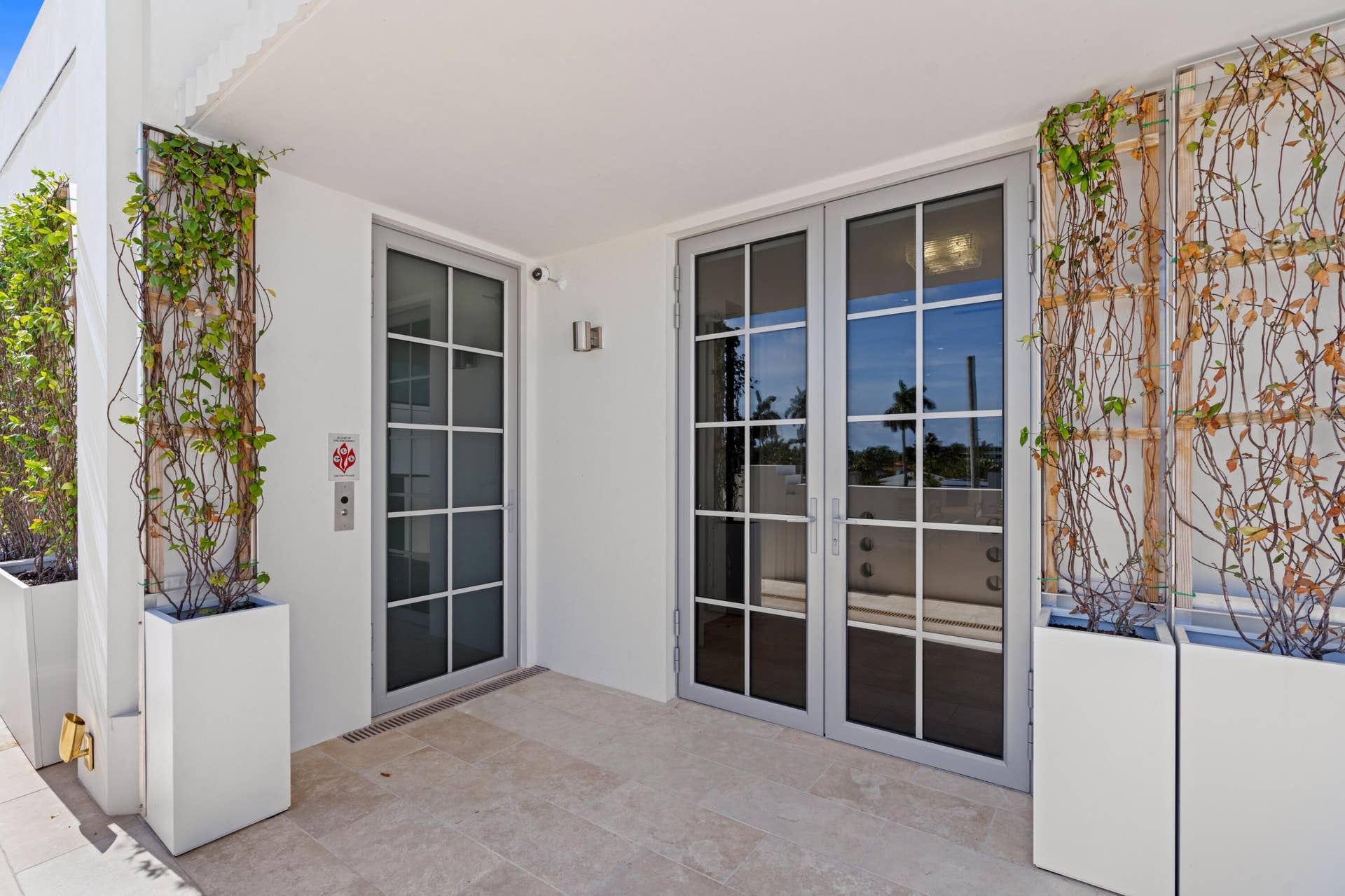 247 Worth Avenue, #Penthouse, Palm Beach, FL 33480 Private Entrance