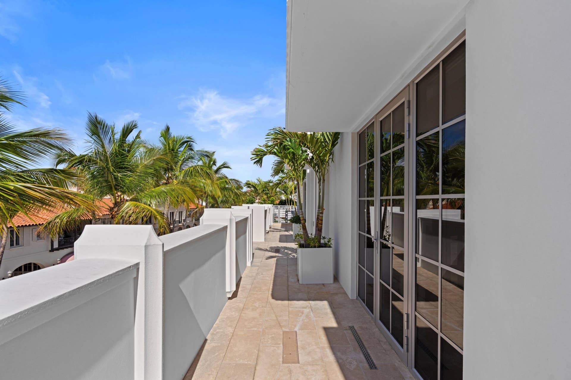 247 Worth Avenue, #Penthouse, Palm Beach, FL 33480 Spacious Balcony