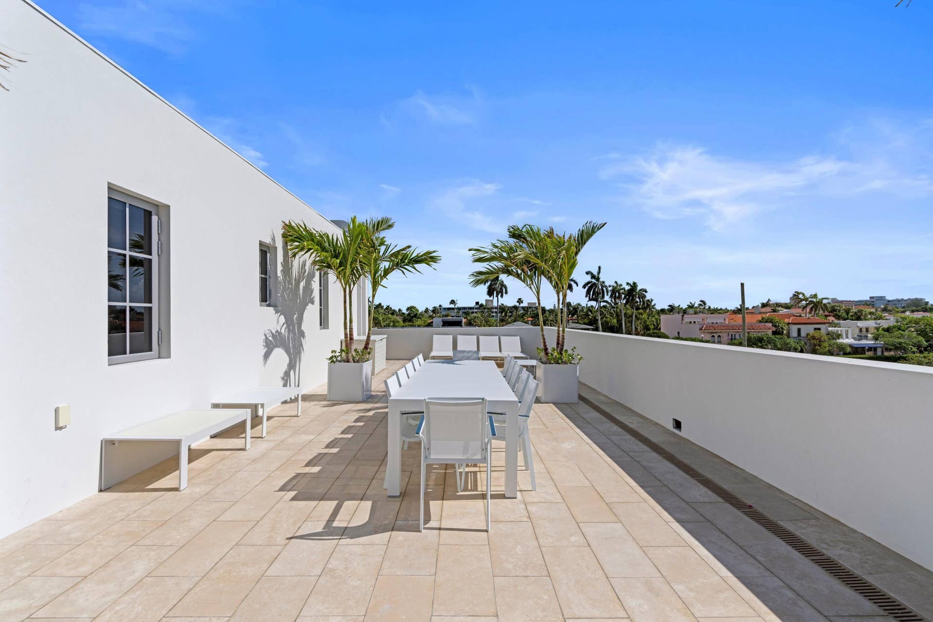 247 Worth Avenue, #Penthouse, Palm Beach, FL 33480 Entertaining East Side of Balcony