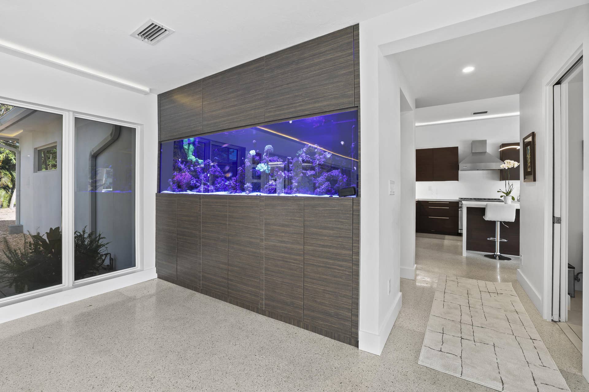 1321 Tangelo Isle, Fort Lauderdale, FL 33315 Salt Water Aquarium