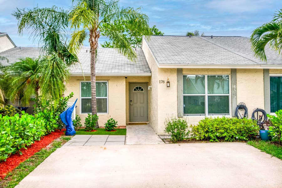 Property photo for 178 Pinewood Court, Jupiter, FL