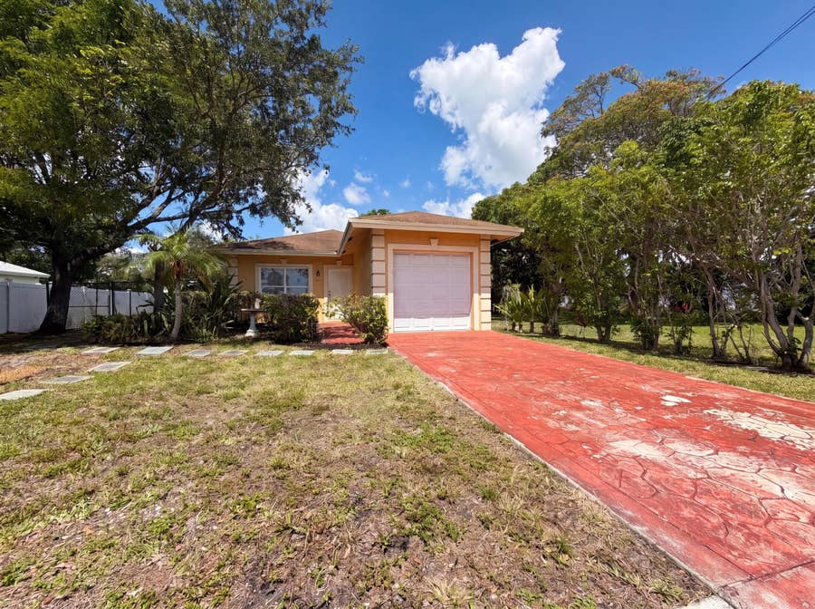 Property photo for 453 N Deerfield Avenue, Deerfield Beach, FL