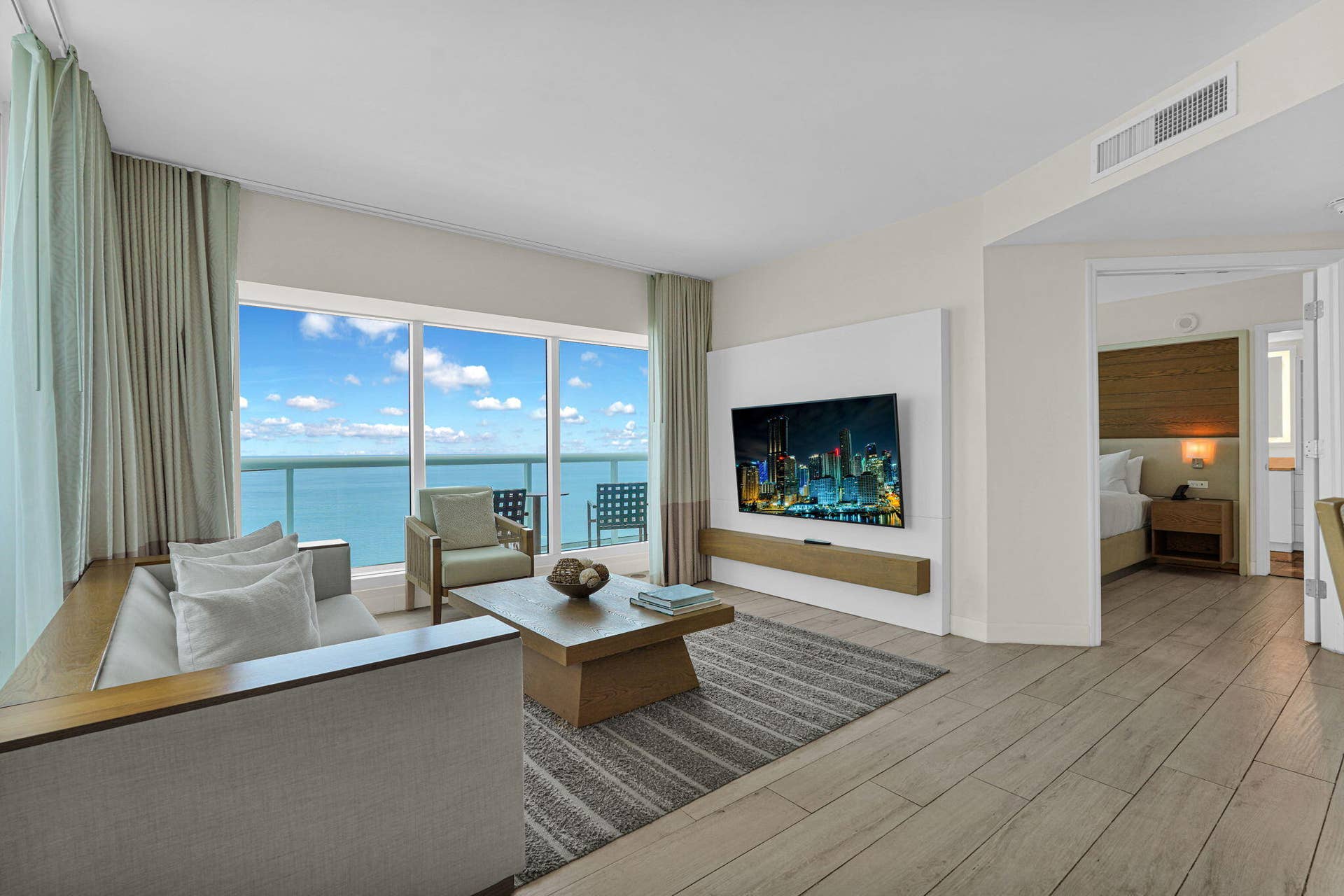 505 N Fort Lauderdale Beach Boulevard, #2018, Fort Lauderdale, FL 33304 44-web-or-mls-DSC05423