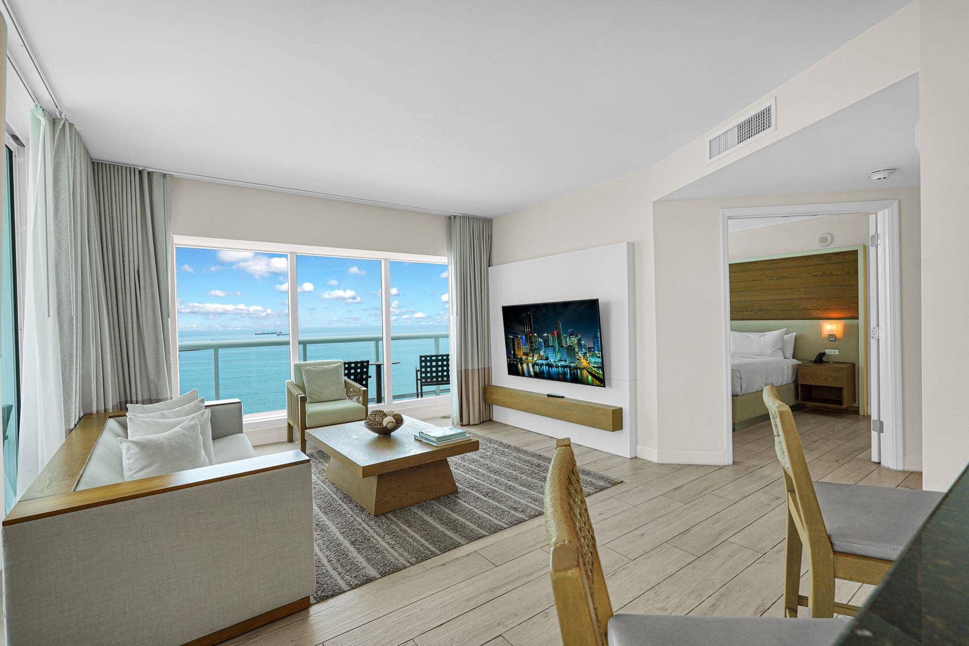 505 N Fort Lauderdale Beach Boulevard, #2018, Fort Lauderdale, FL 33304 Living Area