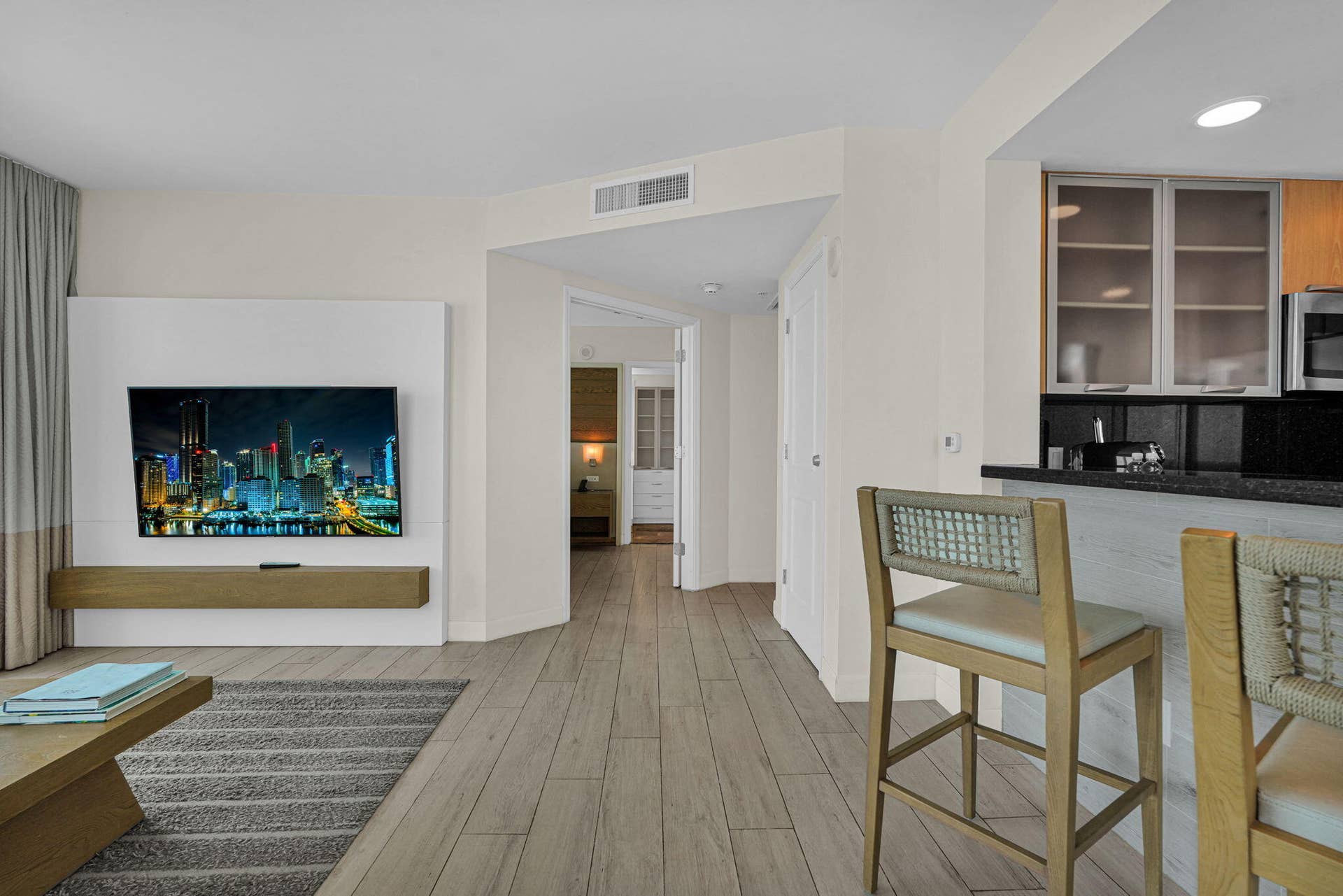 505 N Fort Lauderdale Beach Boulevard, #2018, Fort Lauderdale, FL 33304 43-web-or-mls-DSC05414