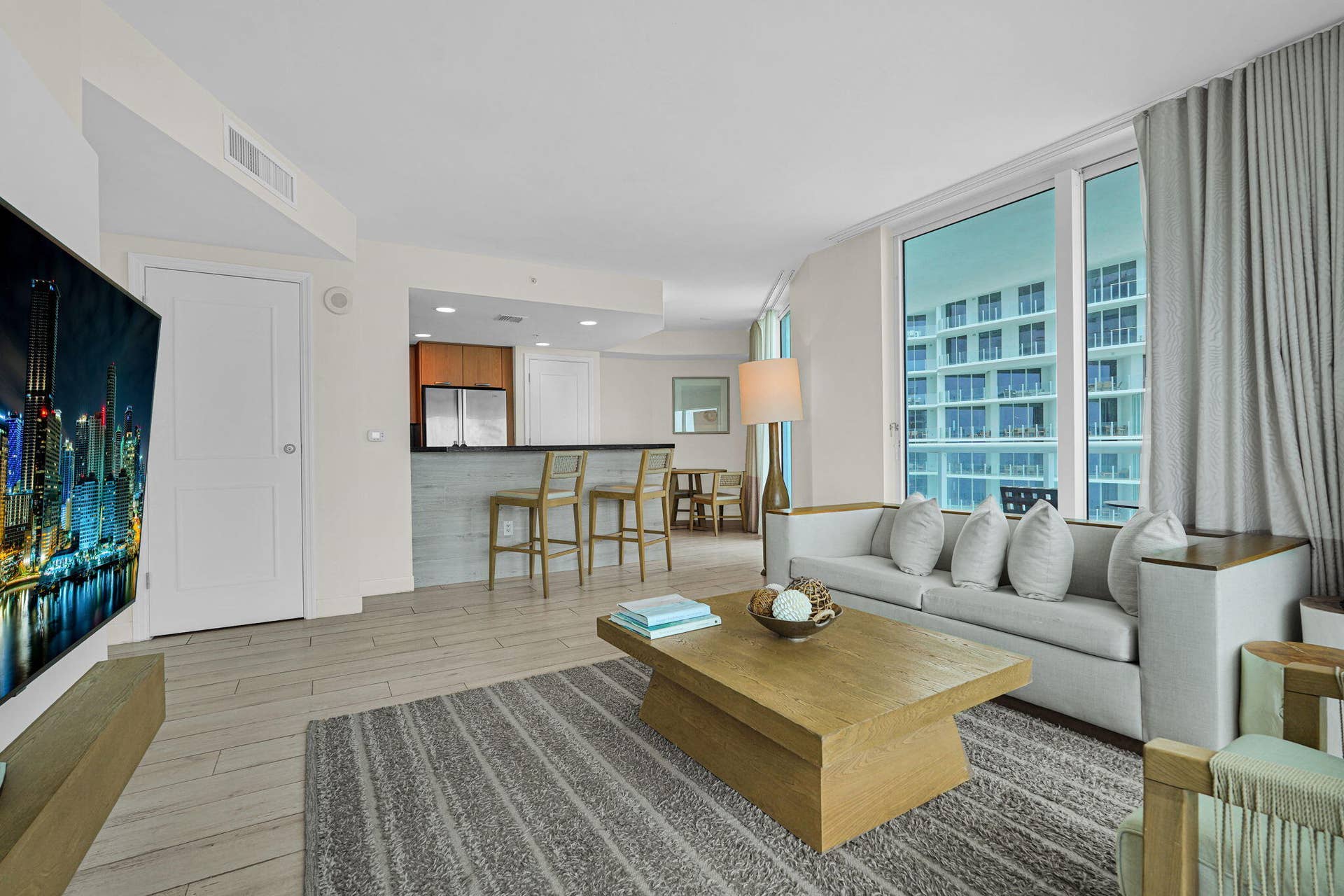 505 N Fort Lauderdale Beach Boulevard, #2018, Fort Lauderdale, FL 33304 45-web-or-mls-DSC05432
