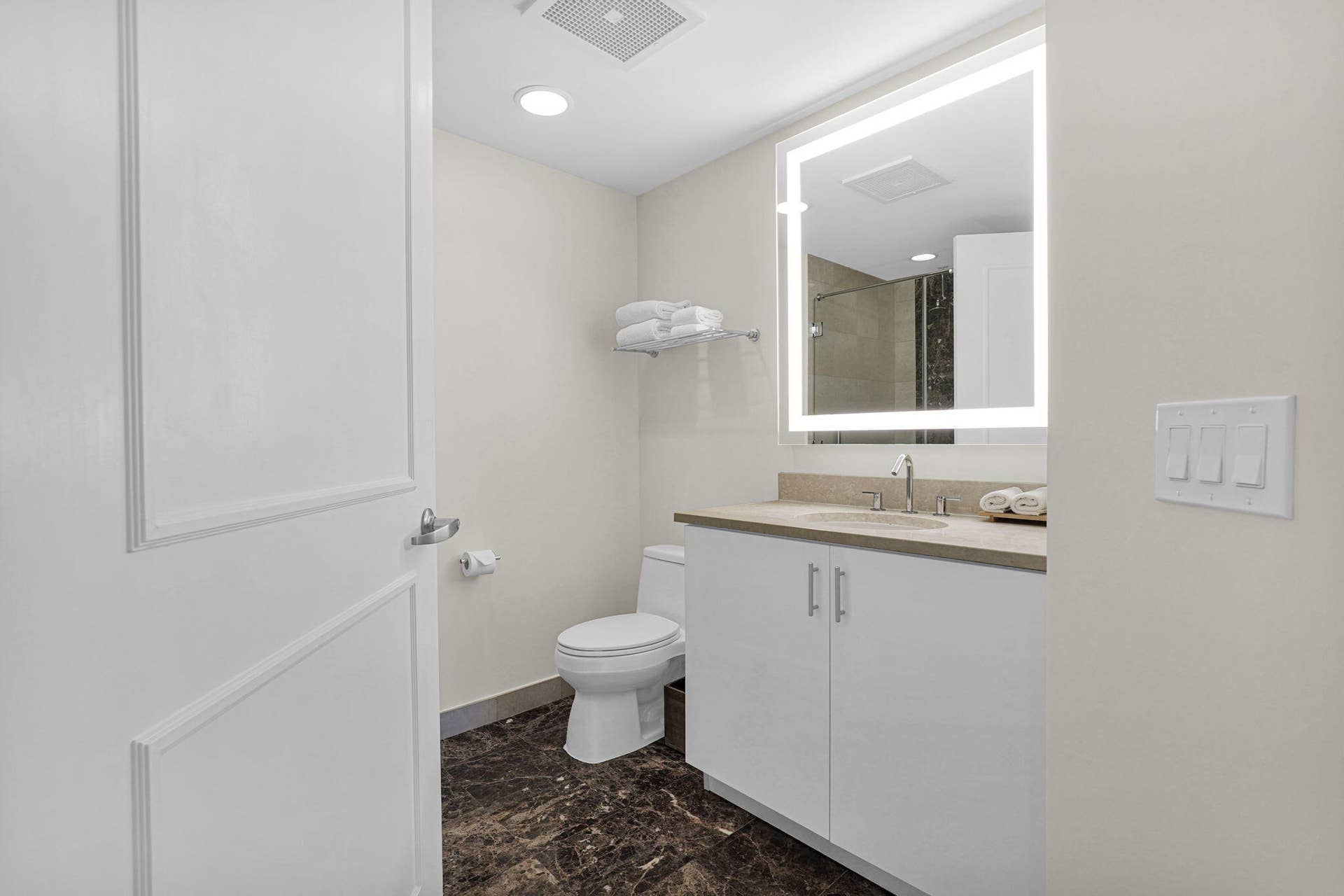 505 N Fort Lauderdale Beach Boulevard, #2018, Fort Lauderdale, FL 33304 25-web-or-mls-DSC05837