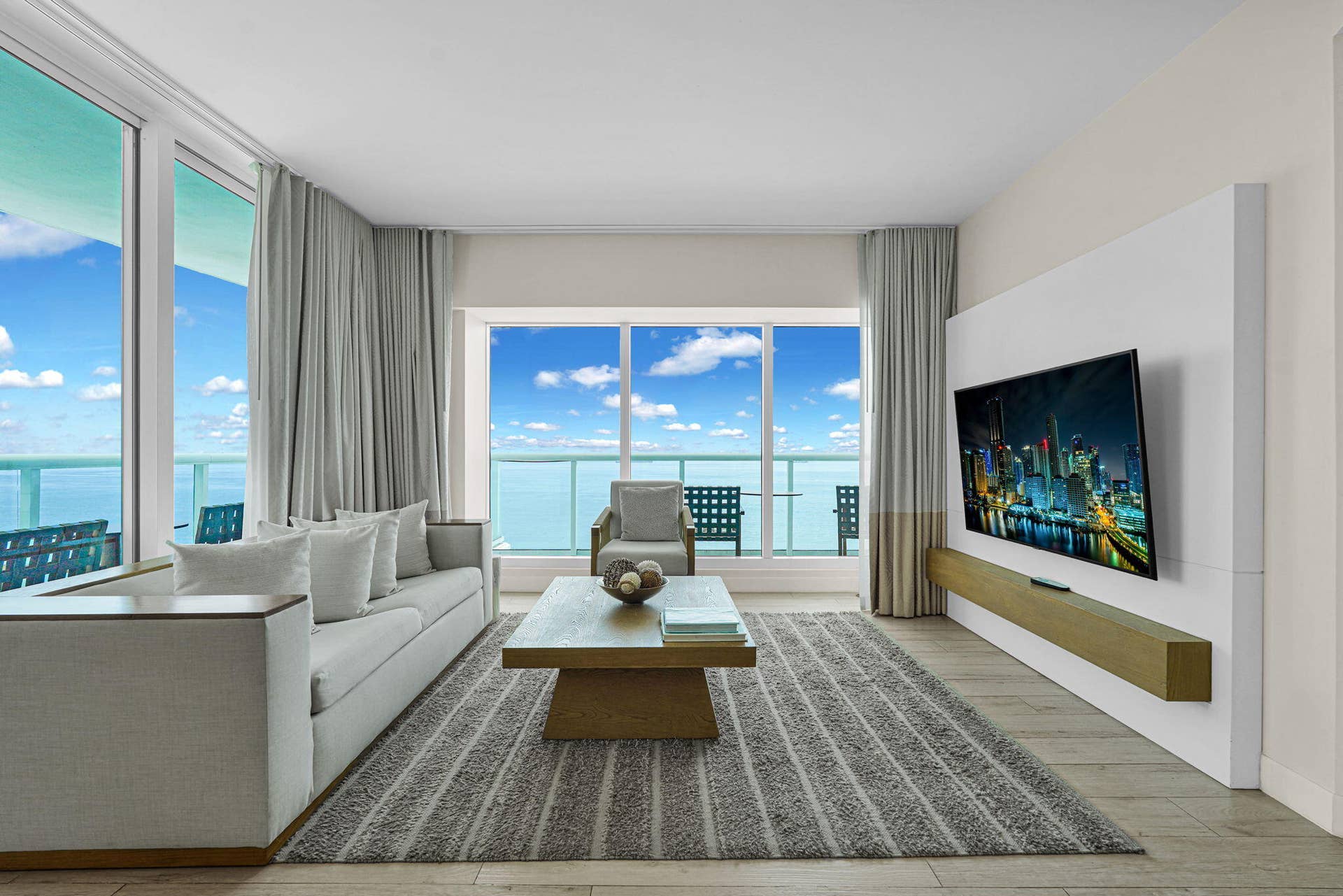505 N Fort Lauderdale Beach Boulevard, #2018, Fort Lauderdale, FL 33304 41-web-or-mls-DSC05388