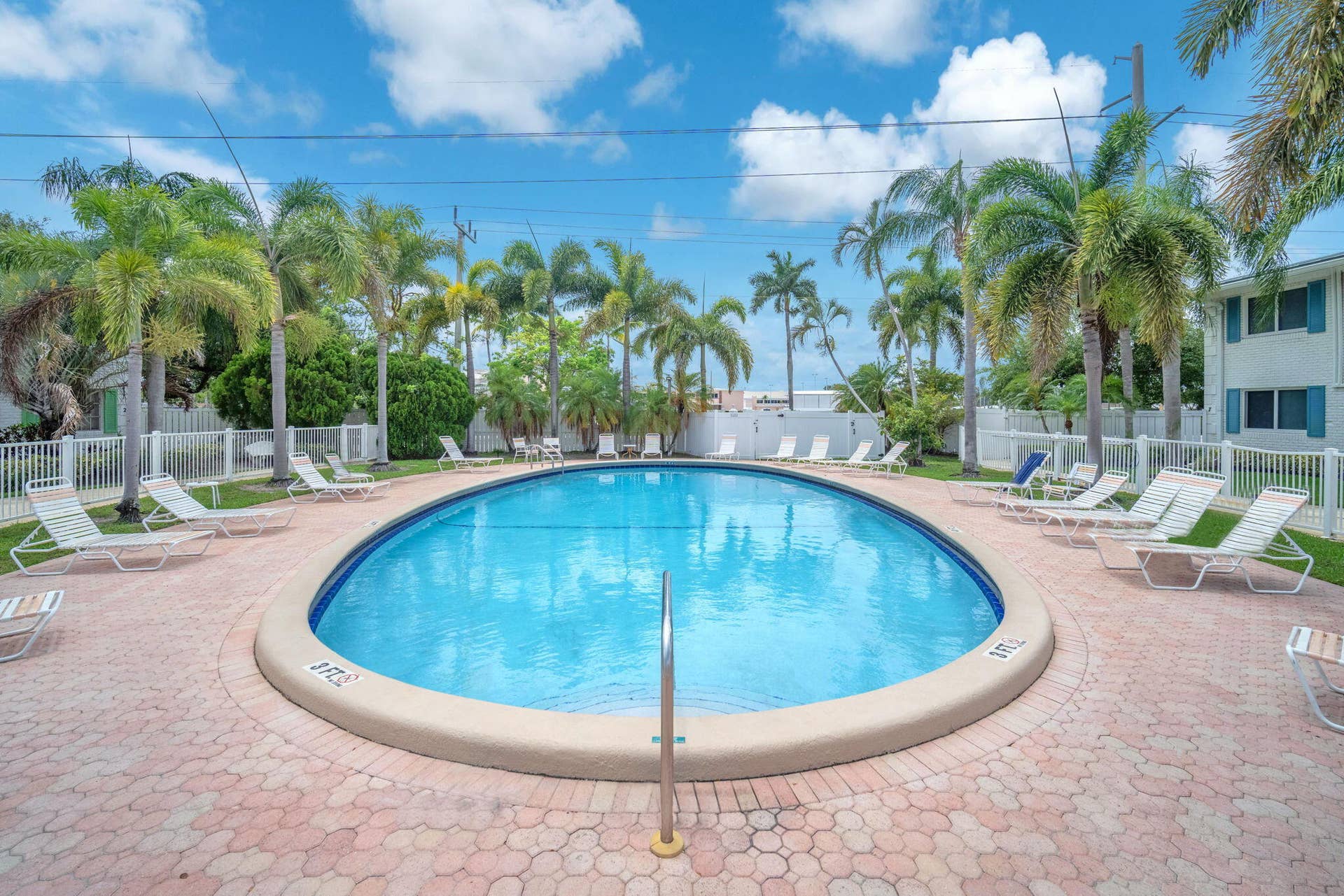 1851 NE 62nd Street, #608, Fort Lauderdale, FL 33308 24-web-or-mls-DSC09771