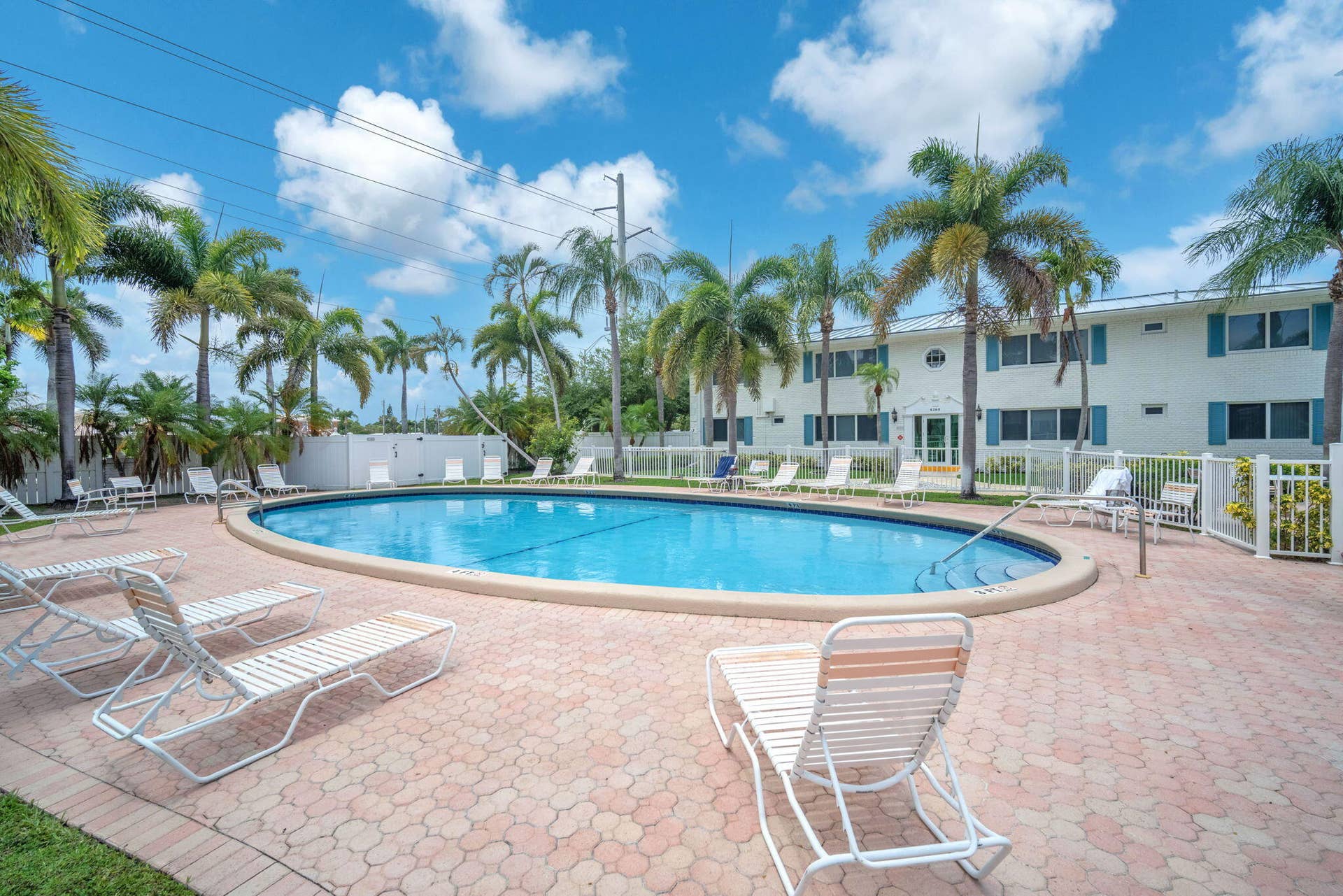 1851 NE 62nd Street, #608, Fort Lauderdale, FL 33308 23-web-or-mls-DSC09770
