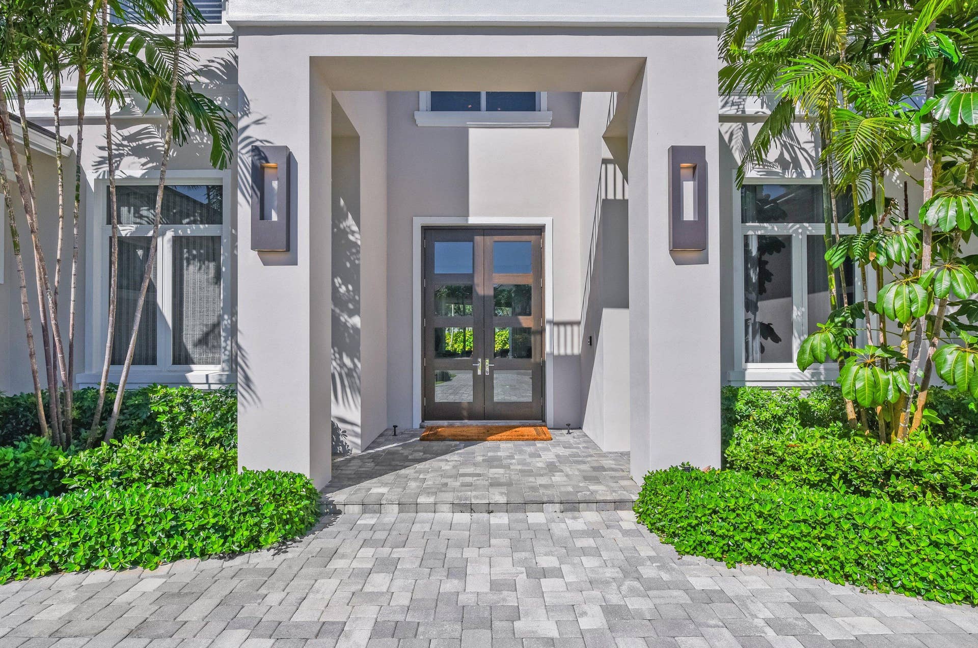 17661 Scarsdale Way, Boca Raton, FL 33496 entrance