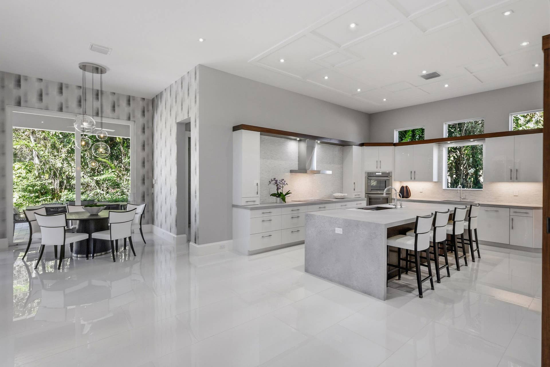 17661 Scarsdale Way, Boca Raton, FL 33496 kitchen