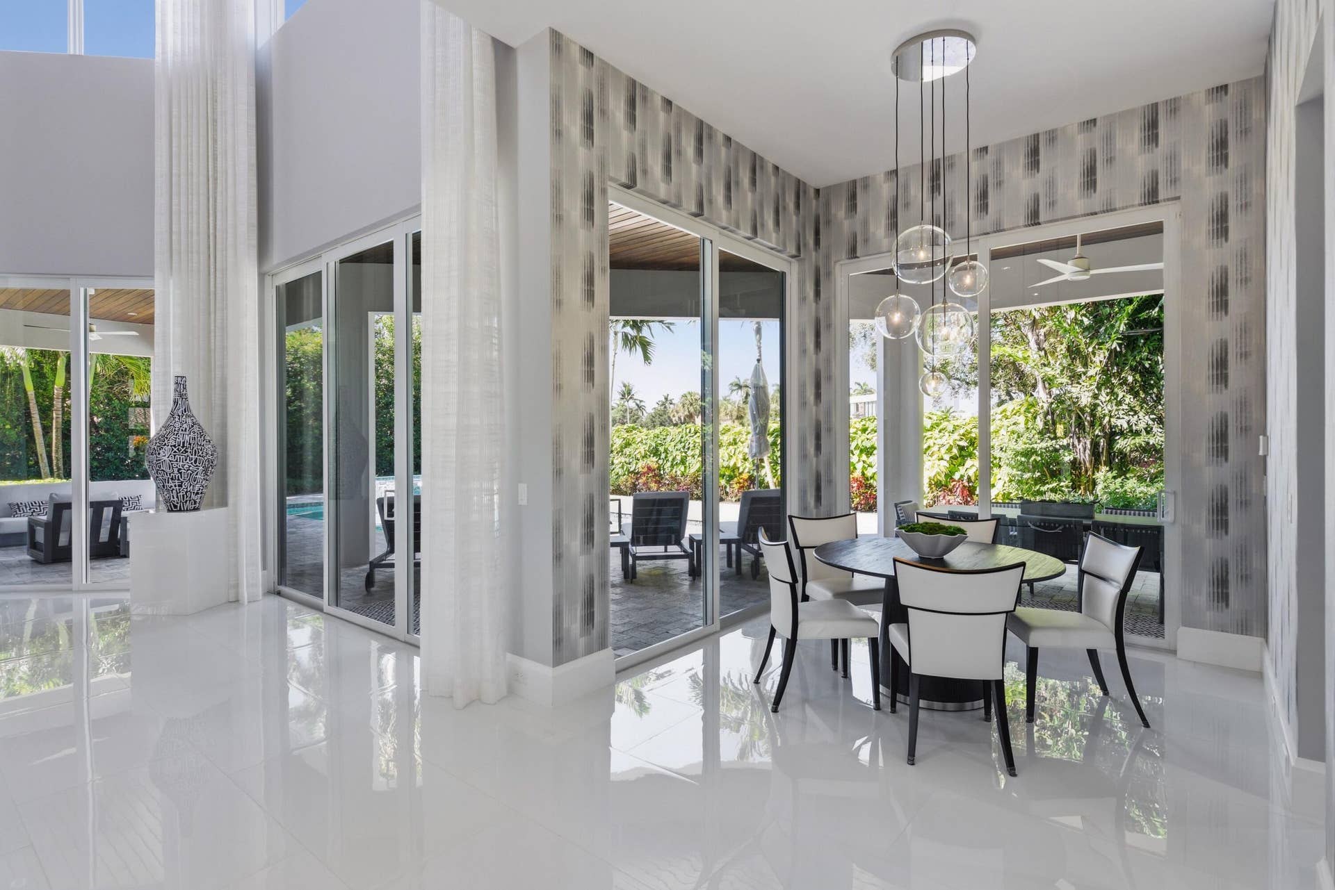 17661 Scarsdale Way, Boca Raton, FL 33496 breakfast area
