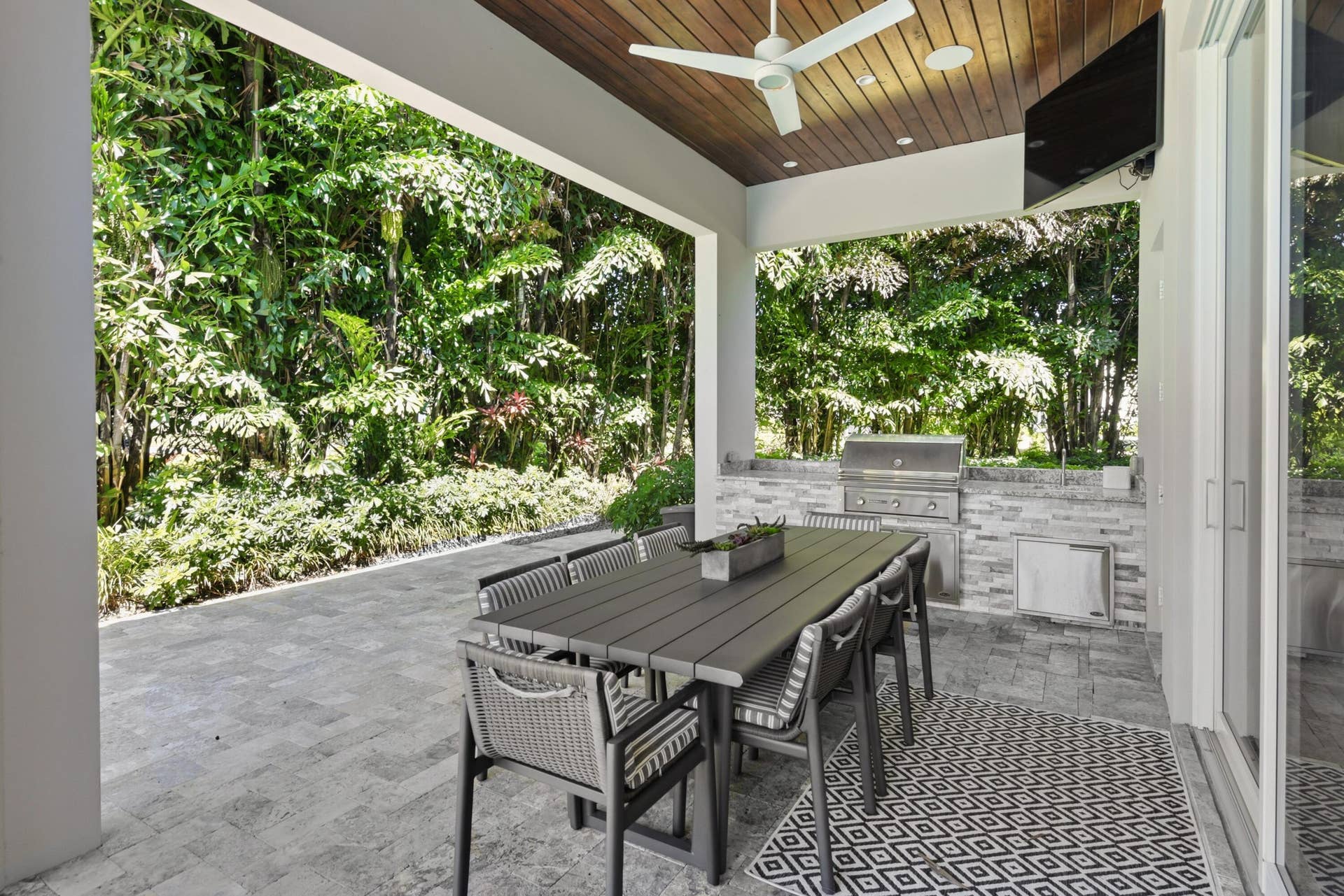 17661 Scarsdale Way, Boca Raton, FL 33496 covered loggia