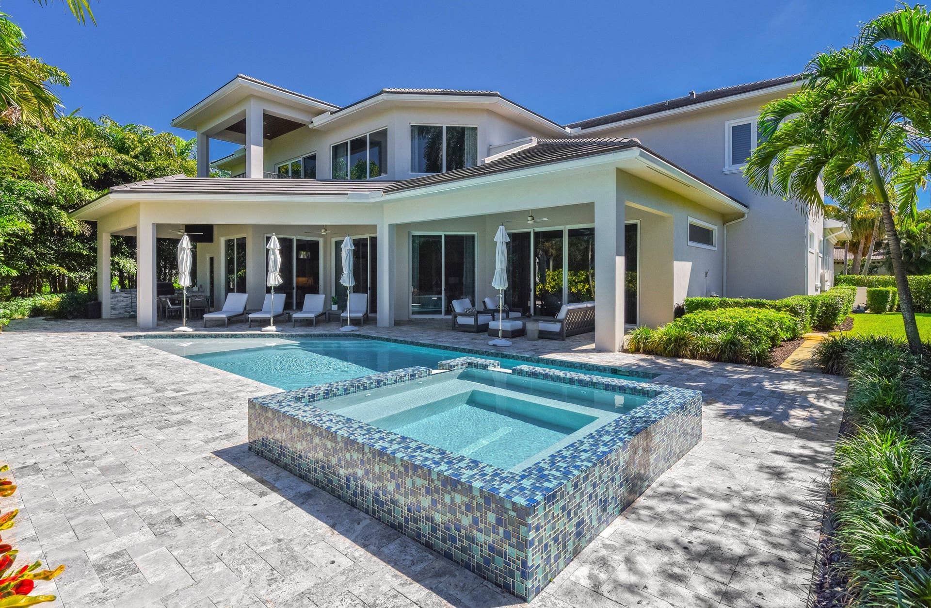 17661 Scarsdale Way, Boca Raton, FL 33496 spa and pool