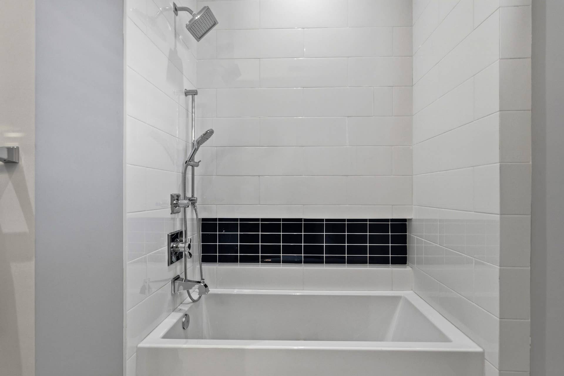 17661 Scarsdale Way, Boca Raton, FL 33496 en suite bathroom