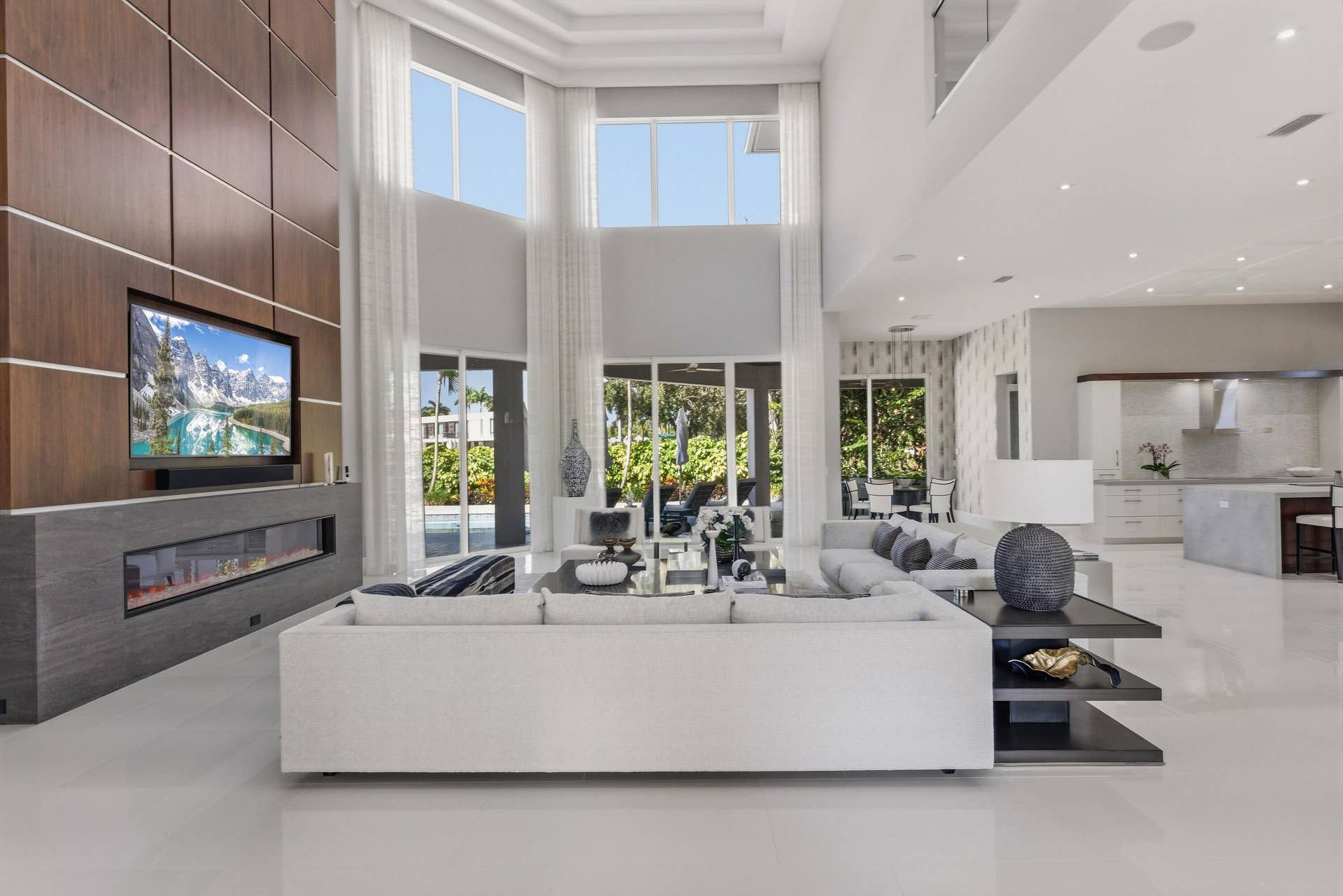 17661 Scarsdale Way, Boca Raton, FL 33496 living room